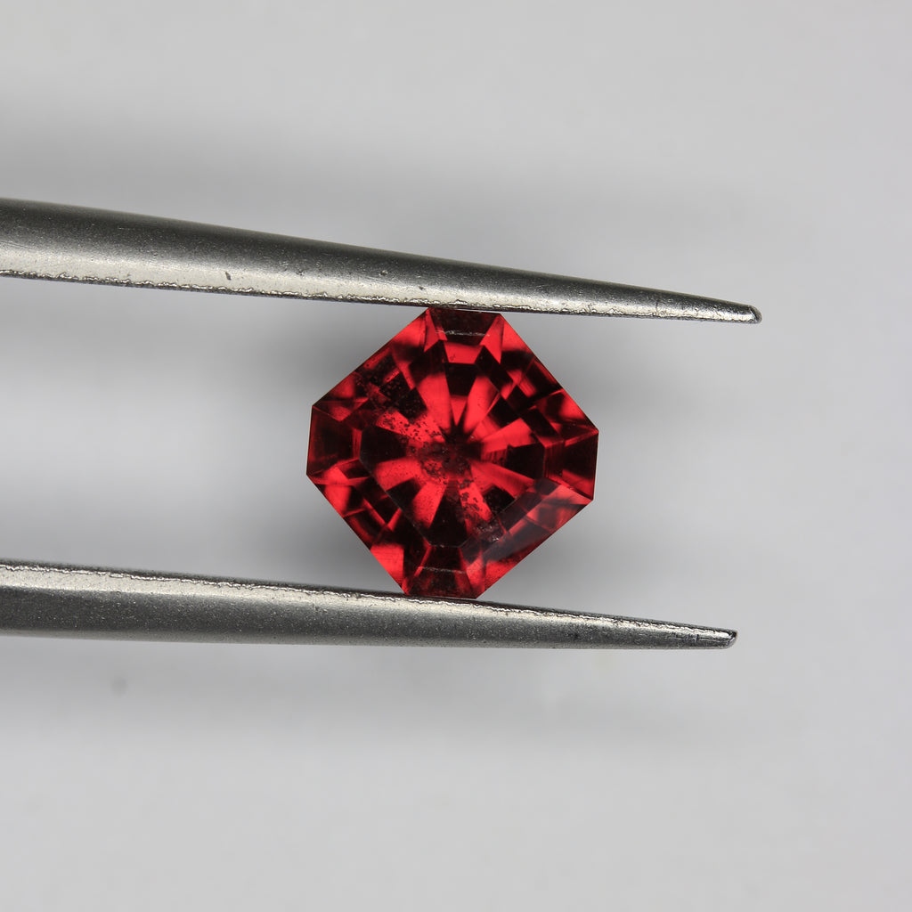 1.5ct Garnet