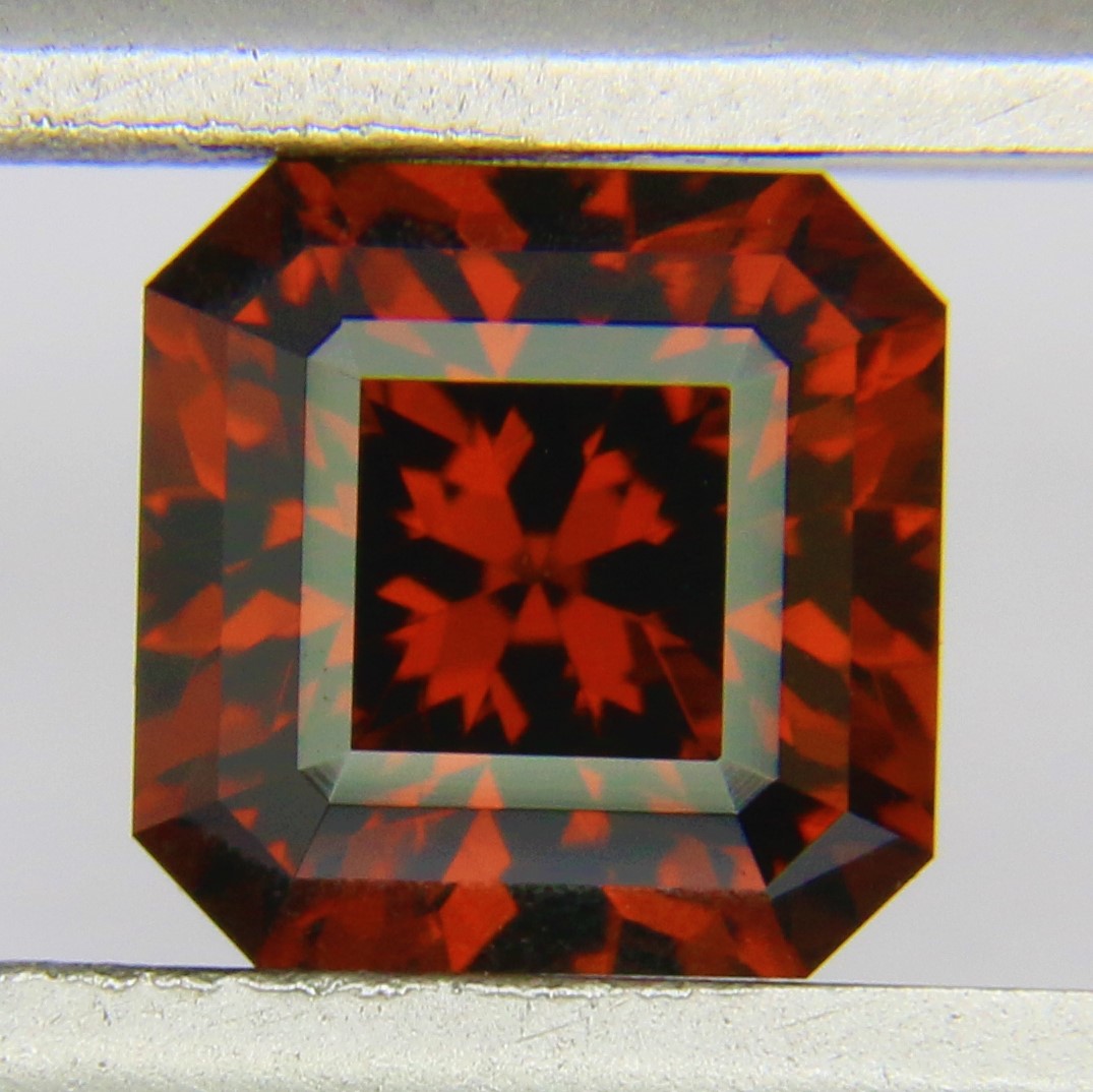 1.5ct Garnet Mali