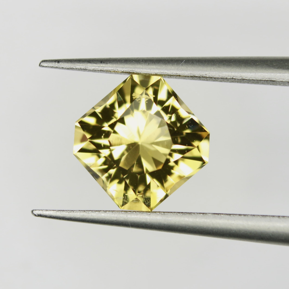 1.69ct Citrine