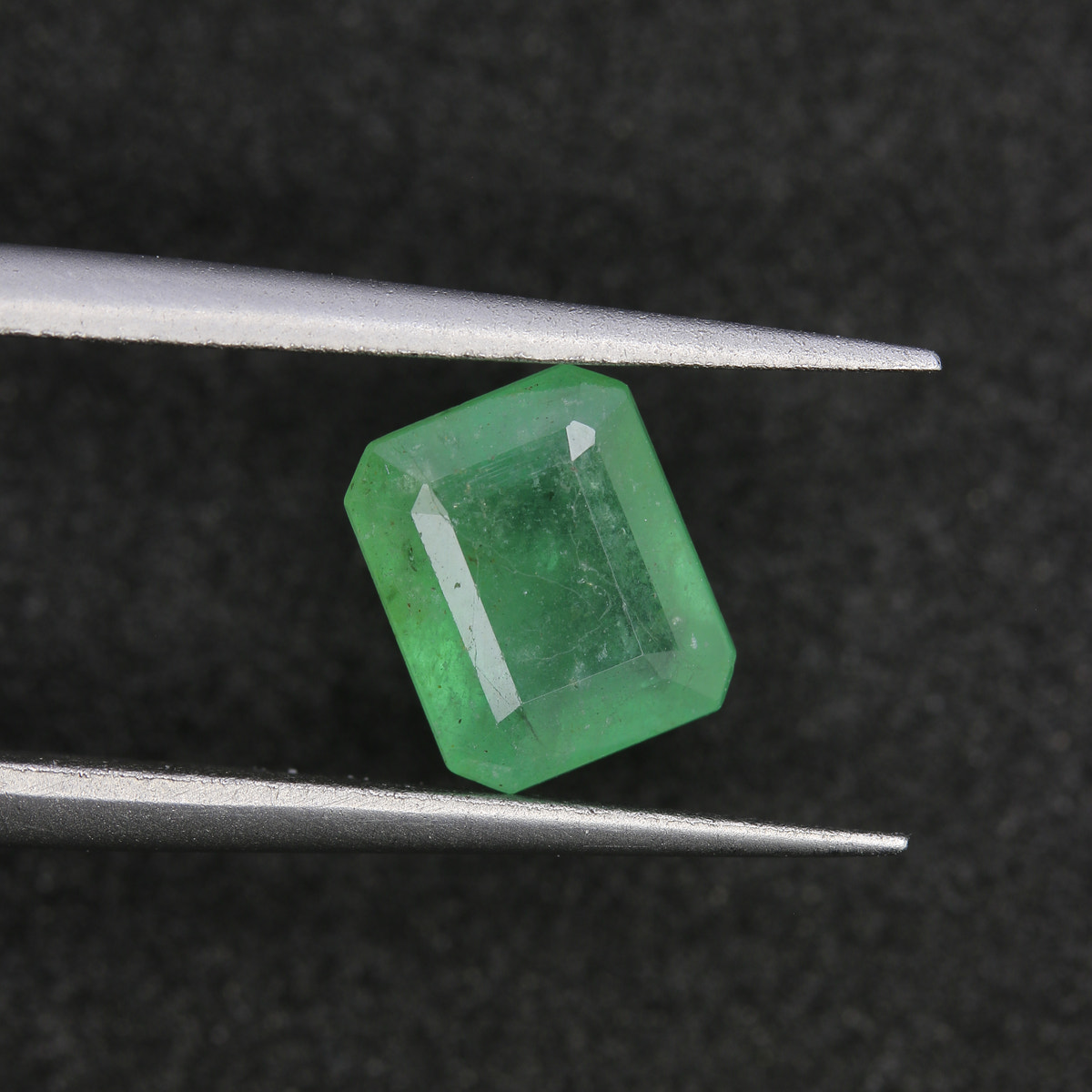 1.6ct Emerald Zambian