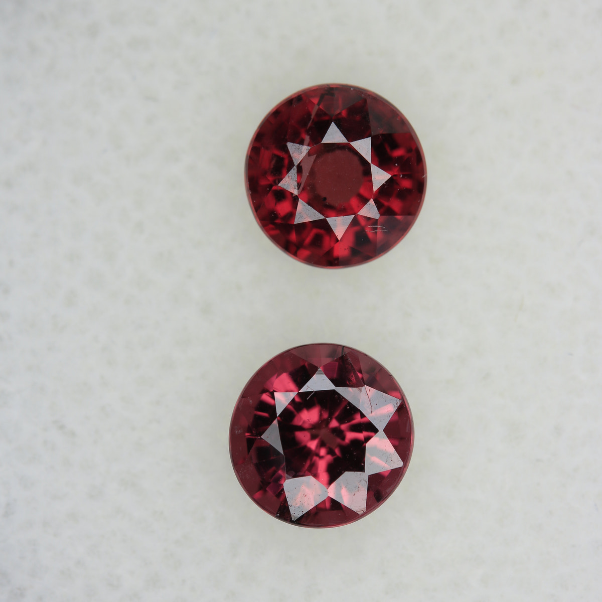 1.6ct Garnet Rhodolite Pair