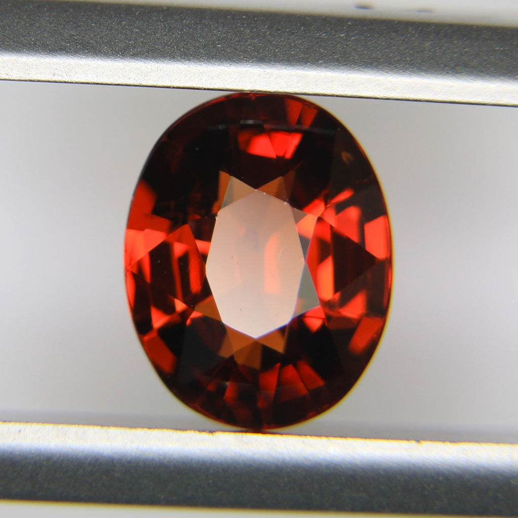 1.73ct Garnet Spessarite - alternate view 4