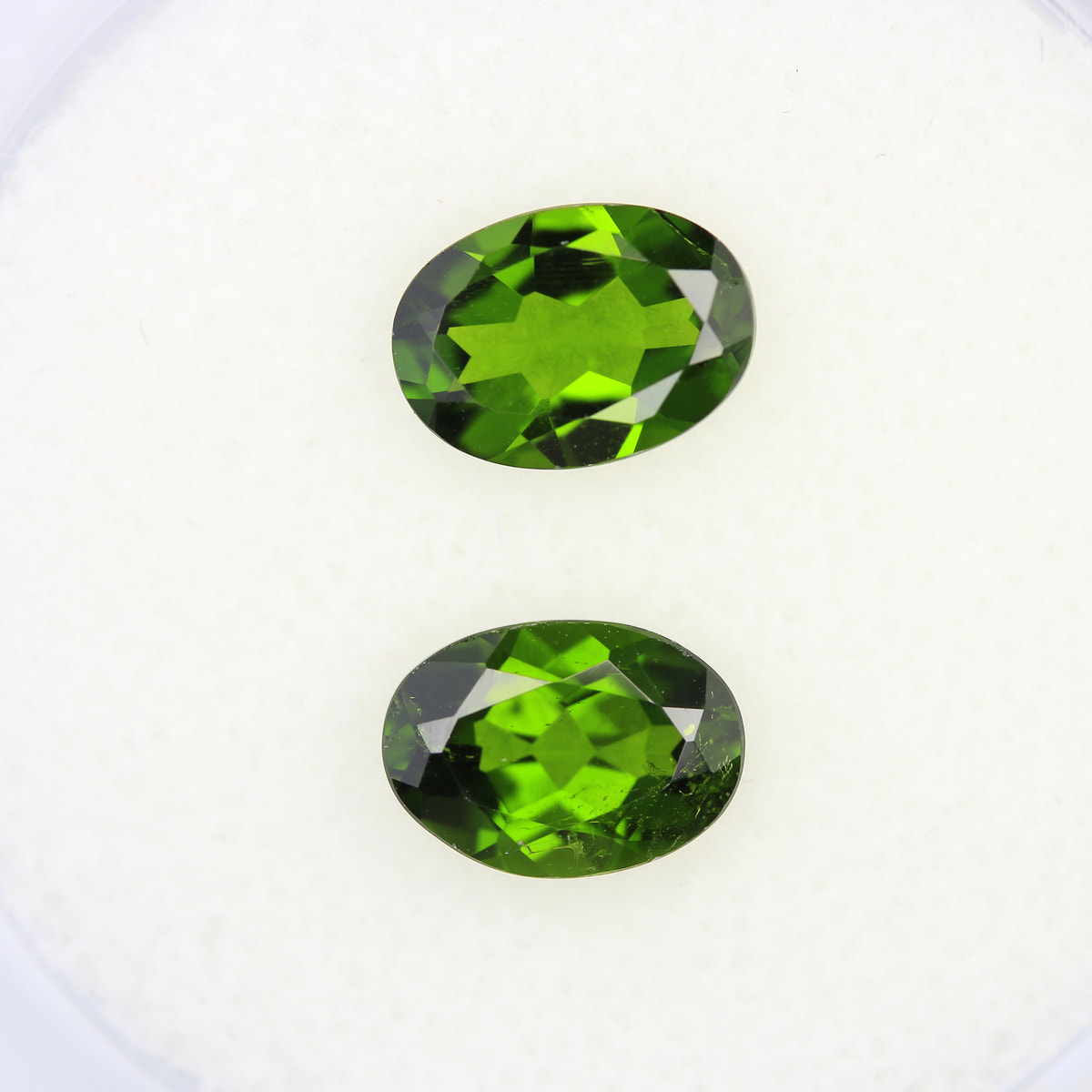1.74ct Chrome Diopside Pair