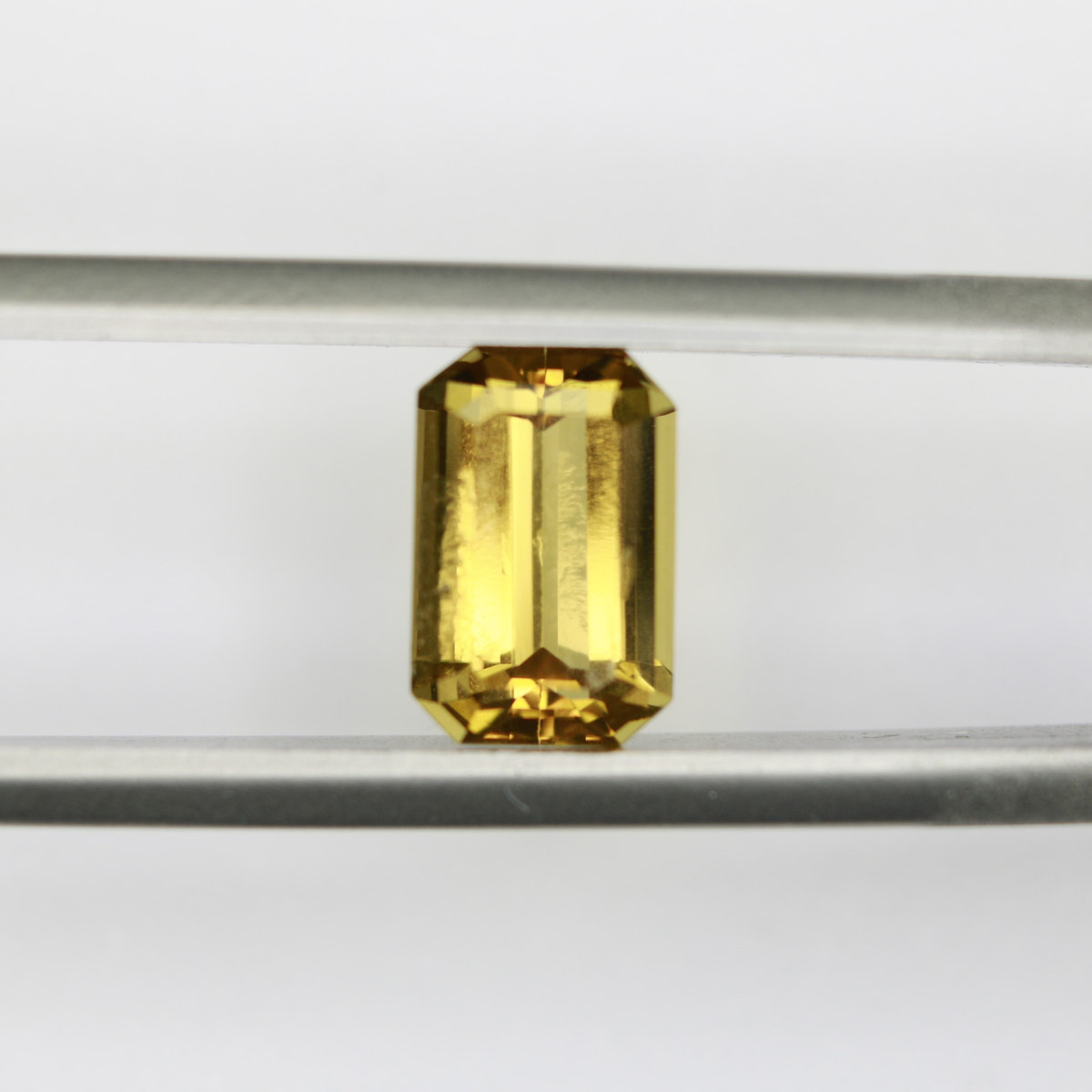 1.74ct Citrine - alternate view 3