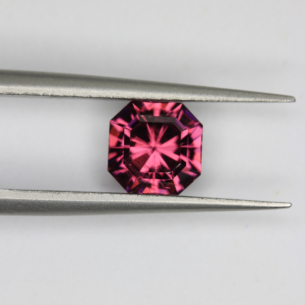 1.74ct Garnet
