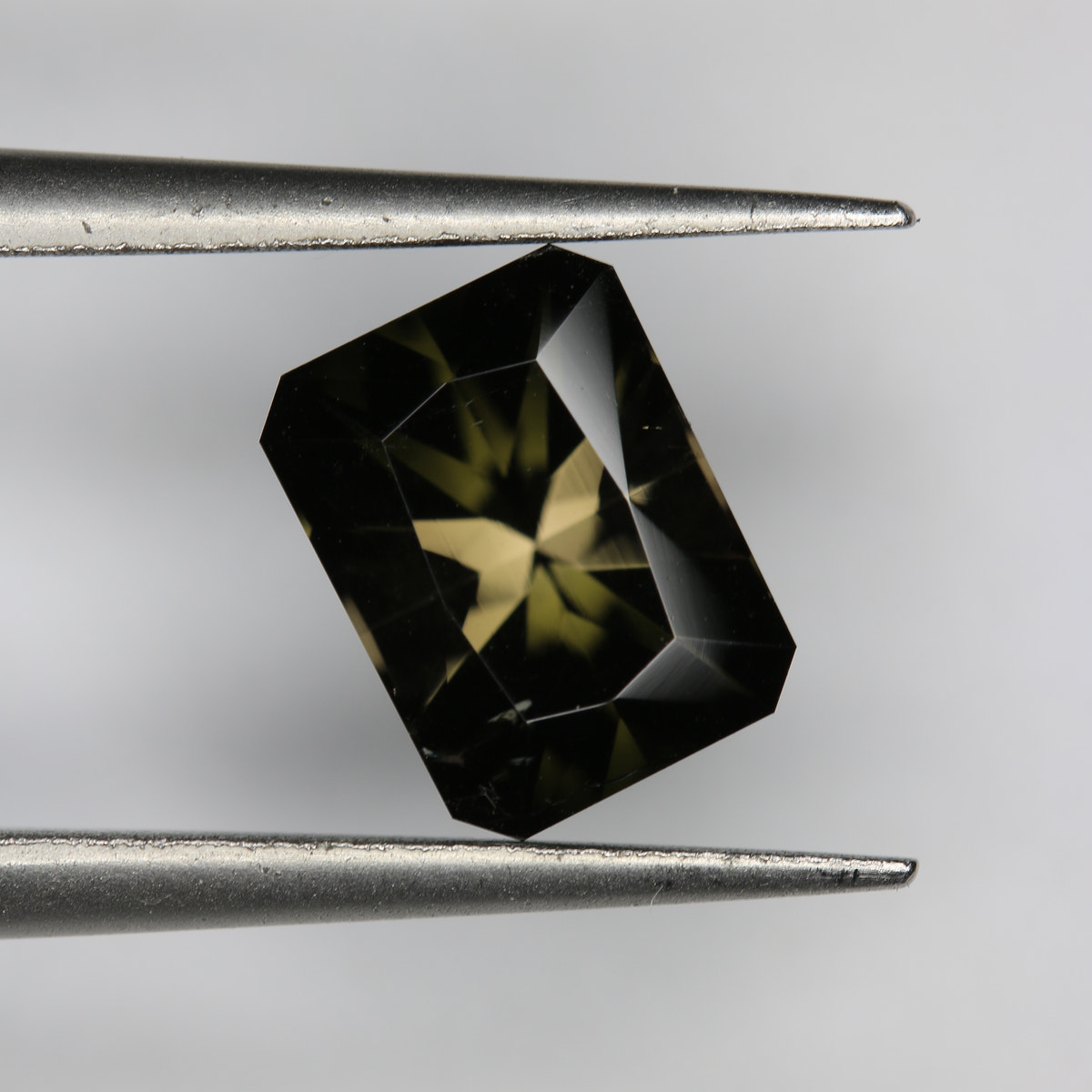 1.75ct Tourmaline Golden Green