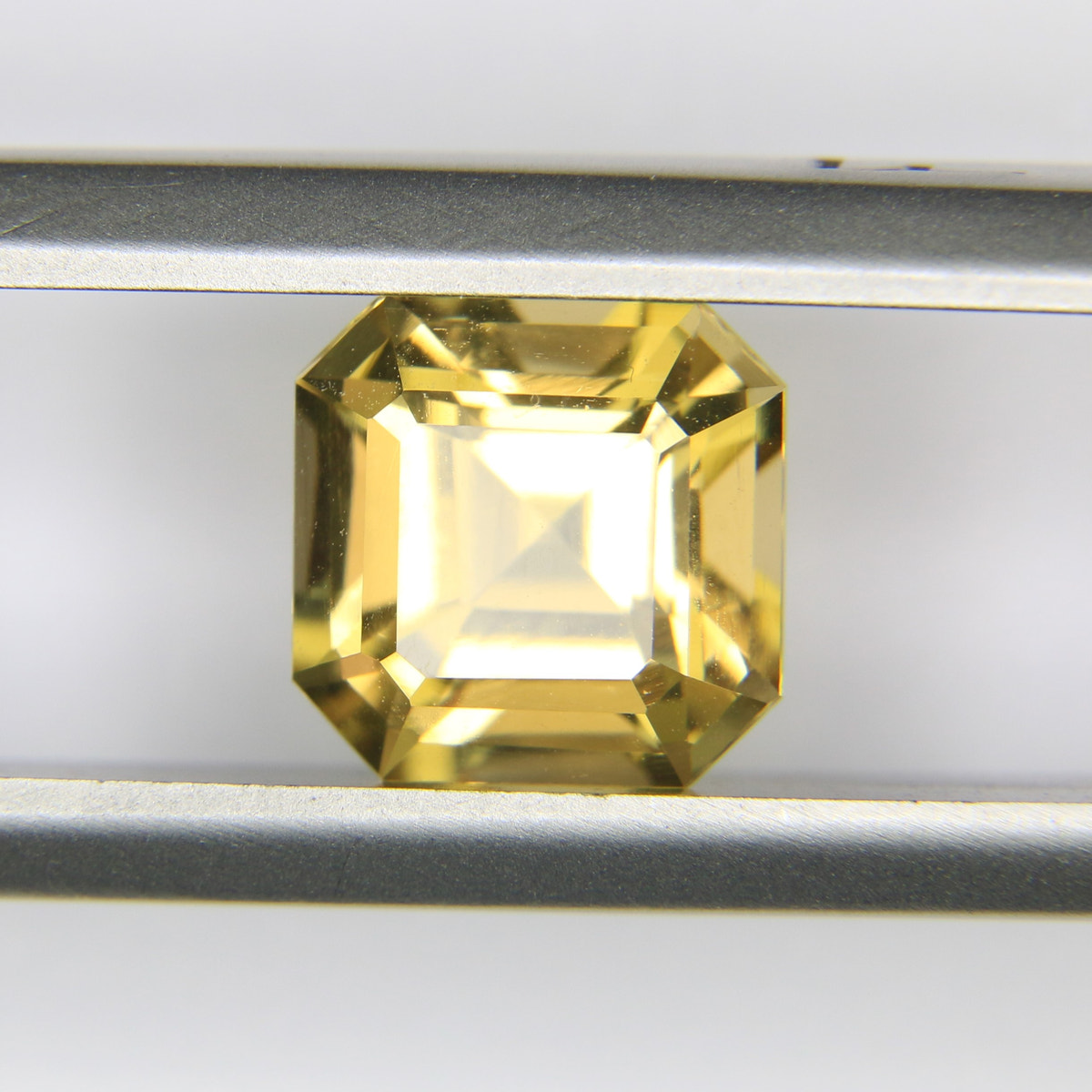 1.77ct Citrine - alternate view 2