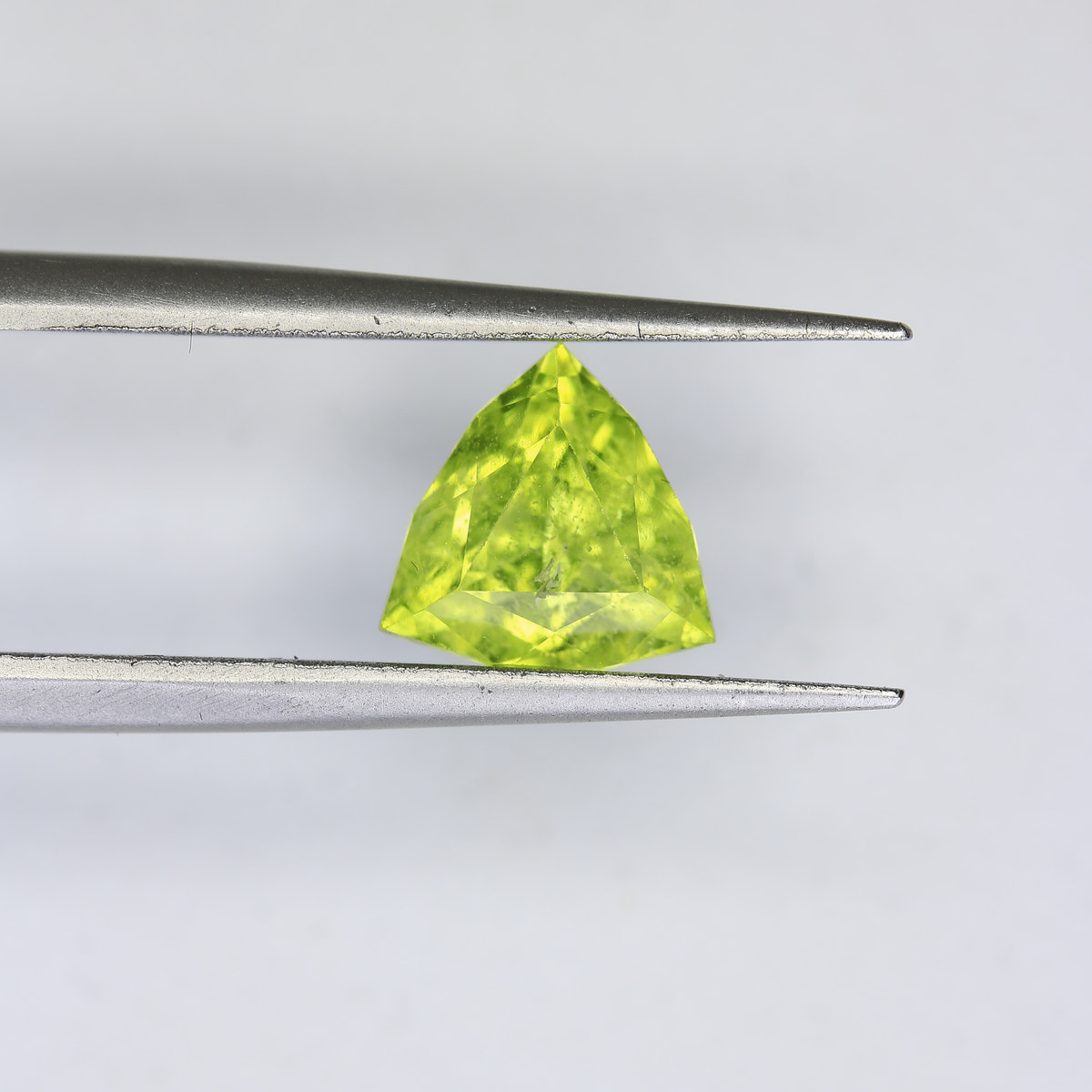1.79ct Peridot