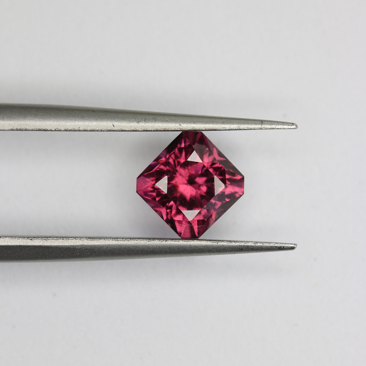 1.7ct Garnet