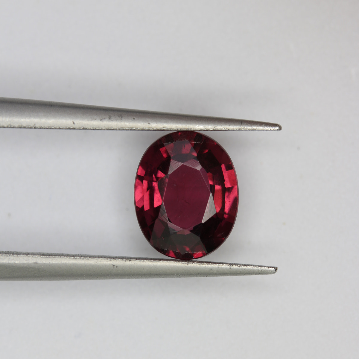 1.7ct Garnet Malawi - alternate view 2