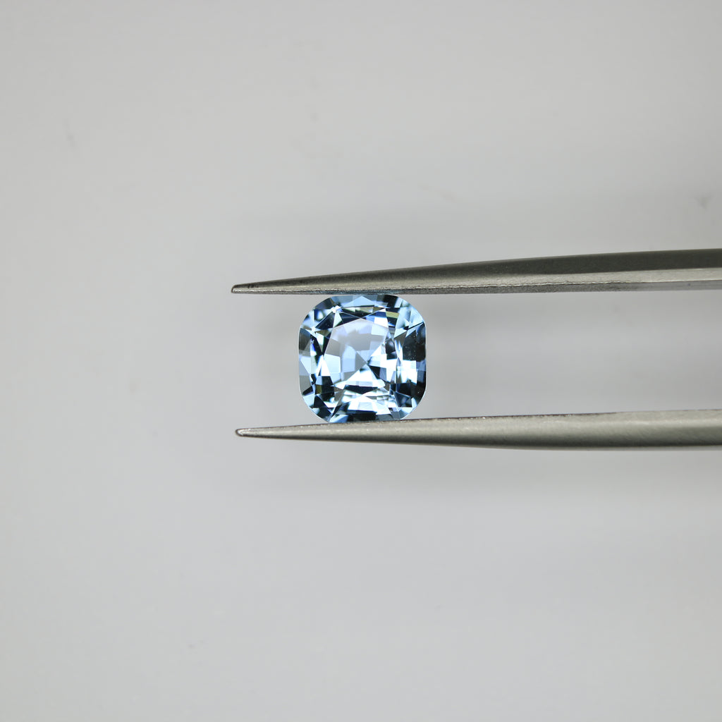 1.81ct Topaz Sky blue - alternate view 2