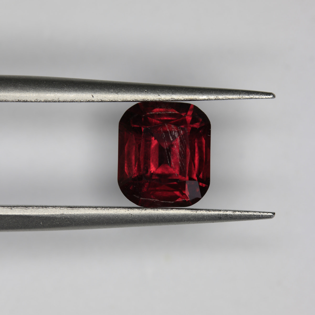 1.82ct Garnet