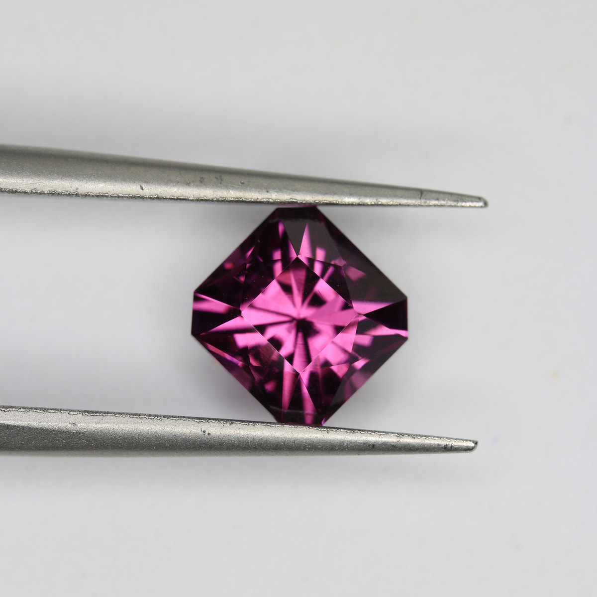 1.83ct Garnet