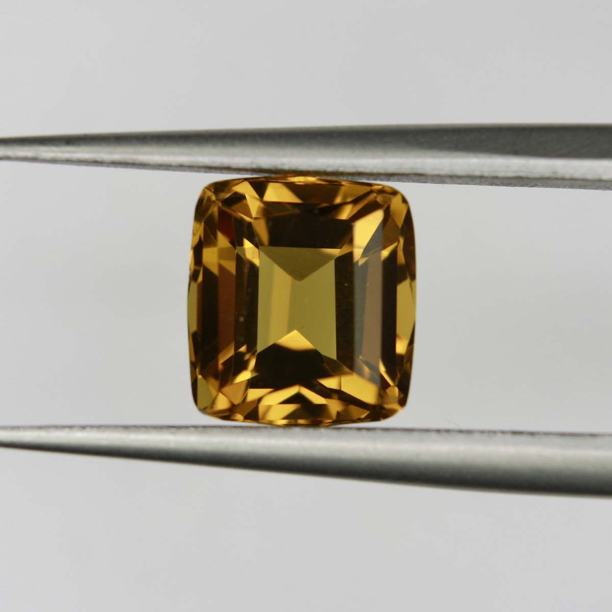 1.86ct Citrine - alternate view 2