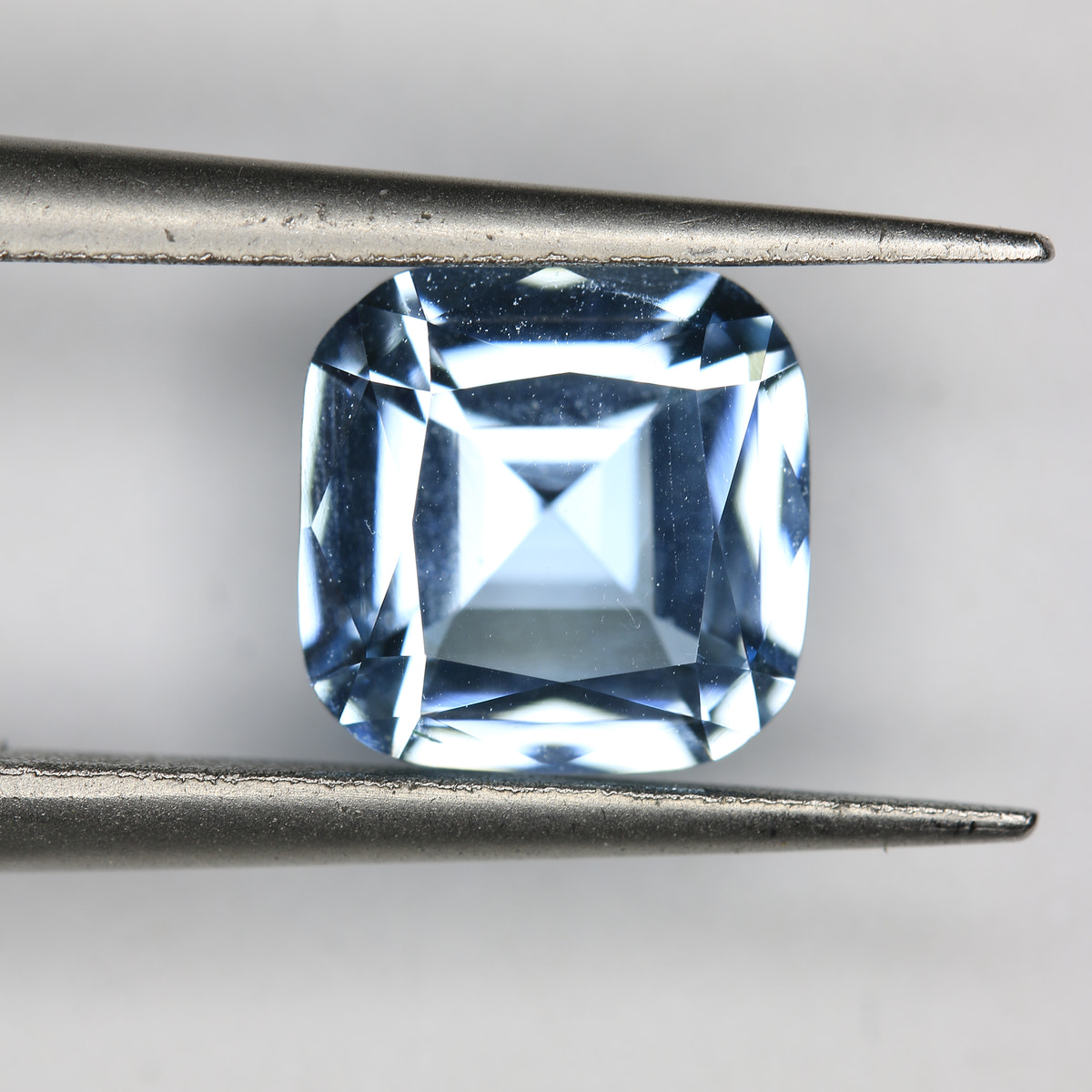1.8ct Topaz