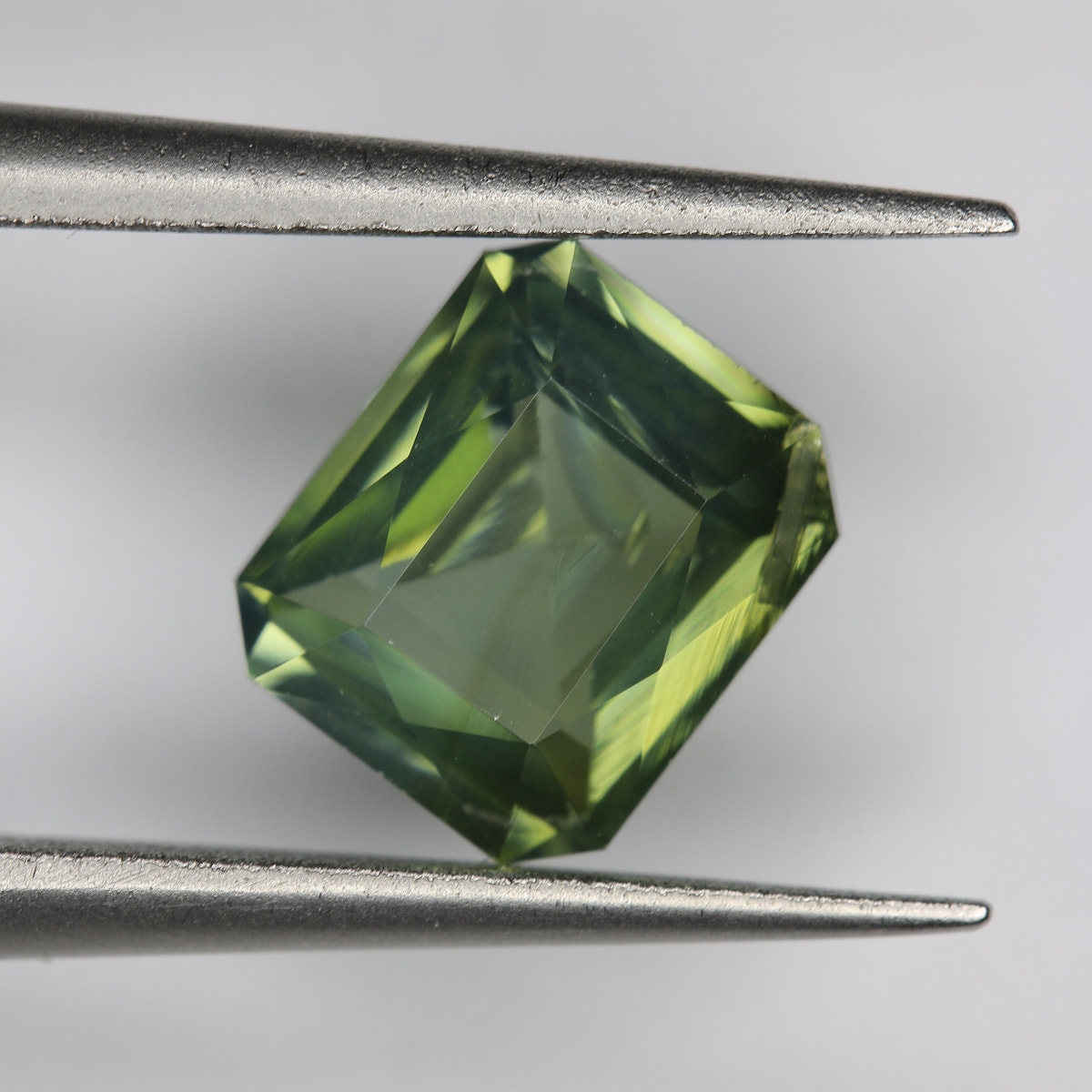 1.8ct Zircon Green