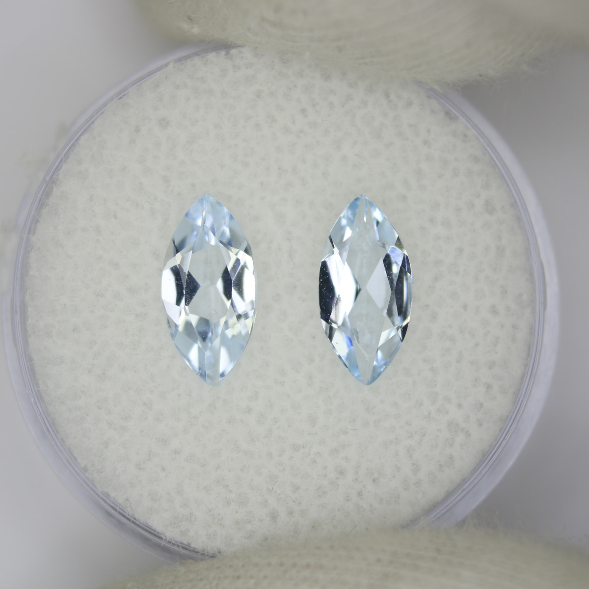 1.93ct Topaz Sky blue Pair