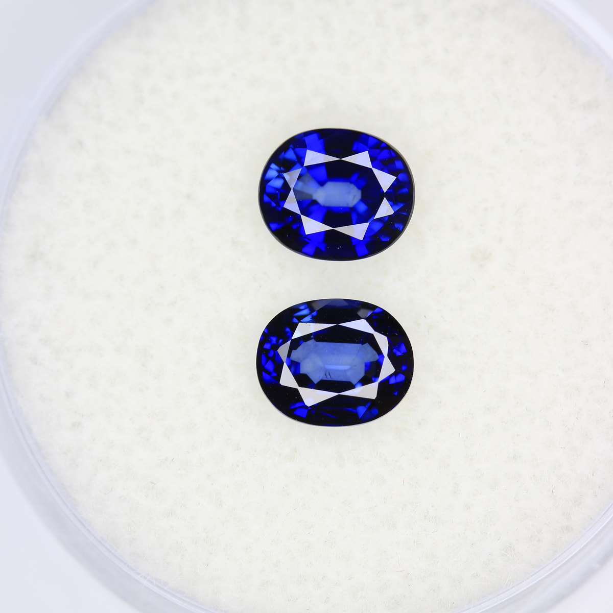 1.95ct Sapphire Kashmir Blue 2 off Pair