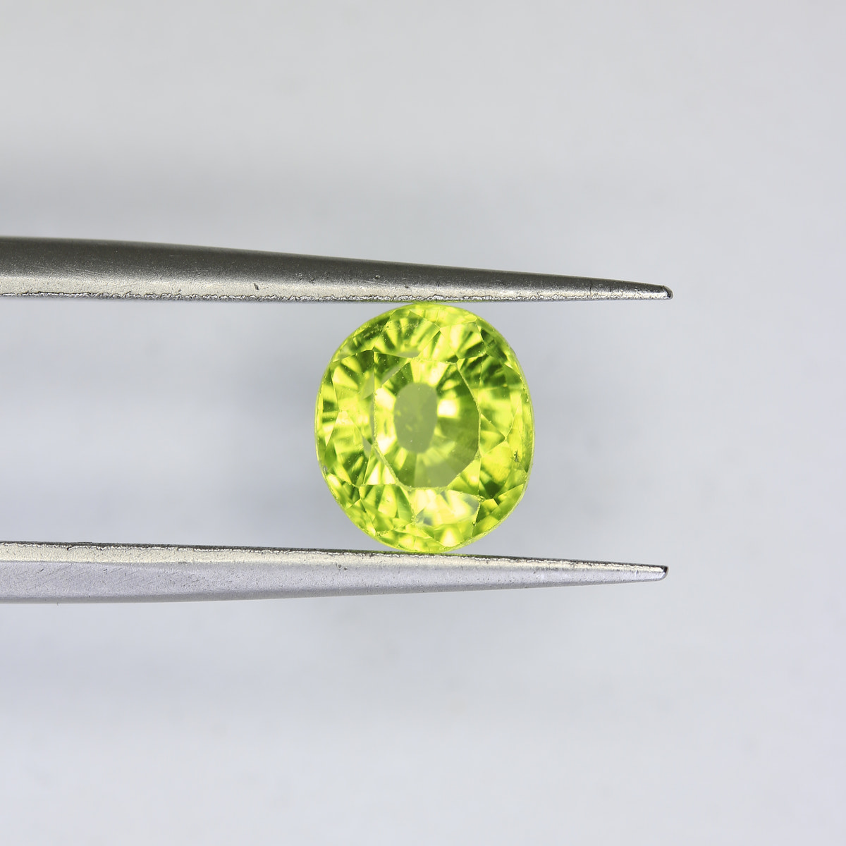 1.96ct Peridot