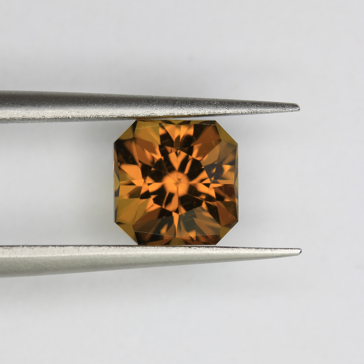 1.9ct Citrine