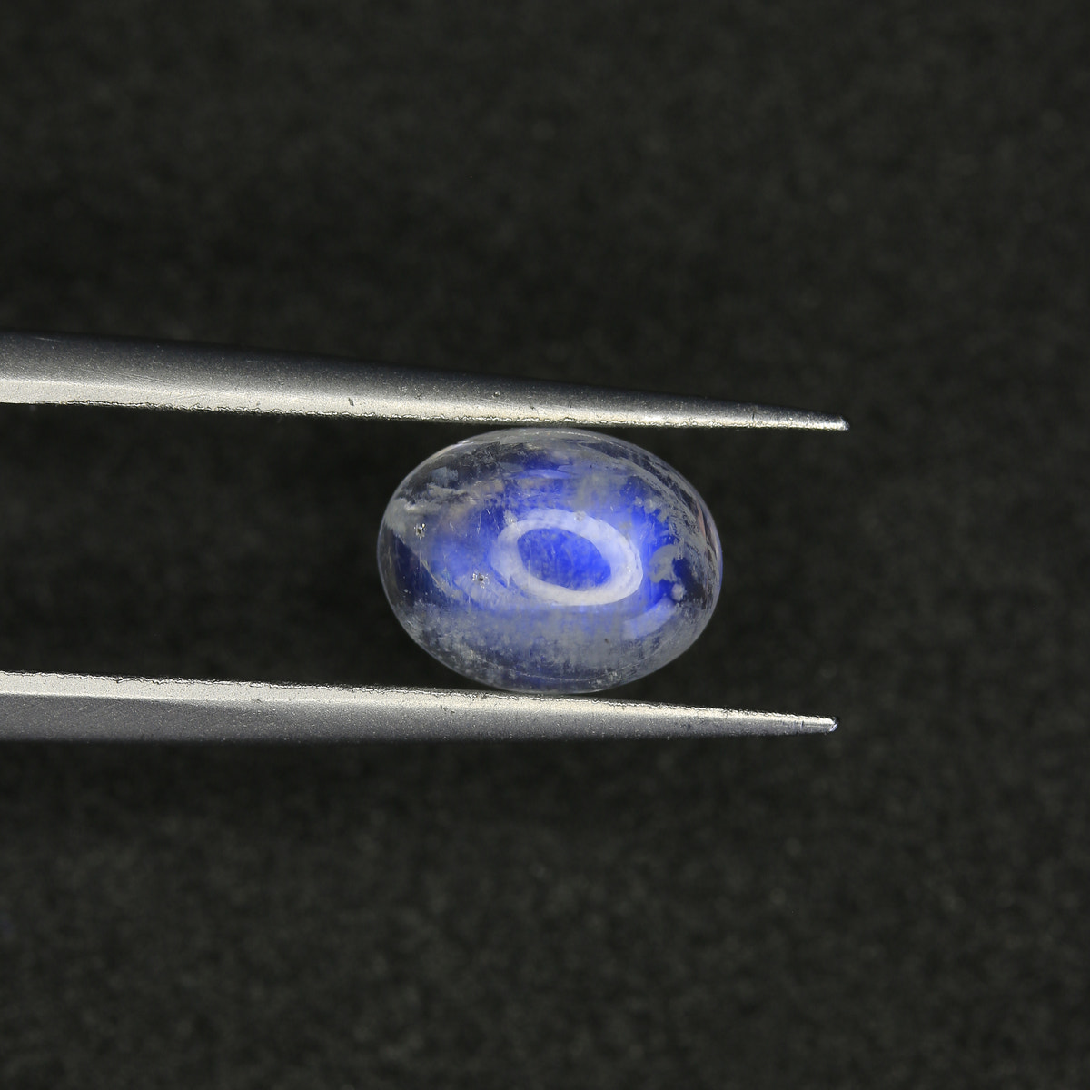 1.9ct Moonstone Feldspar