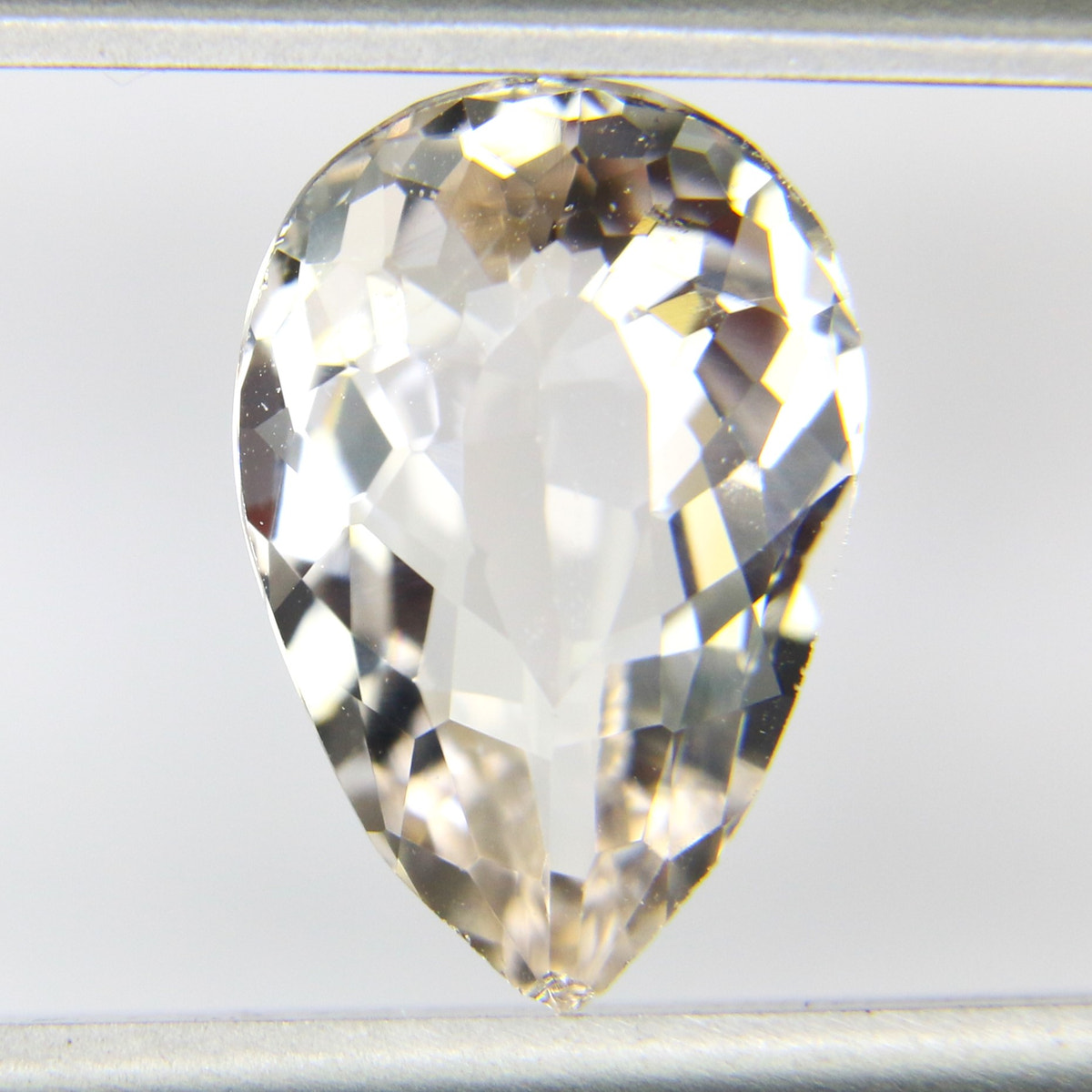 1.9ct Morganite