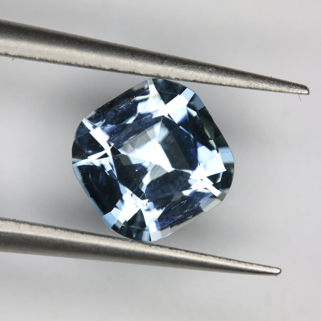 1.9ct Topaz