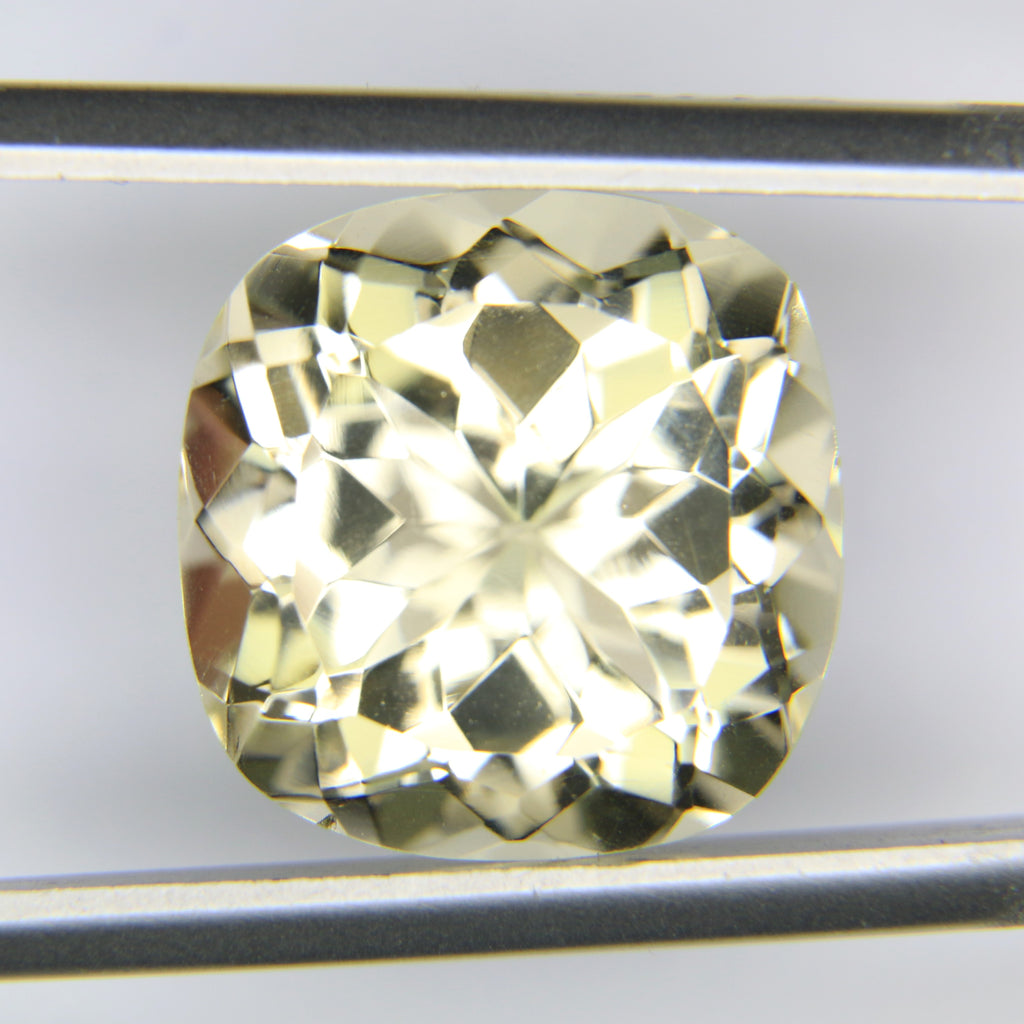 10.37ct Topaz Skardu - alternate view 3