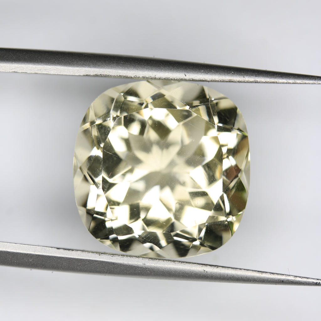 10.71ct Topaz Skardu - alternate view 2