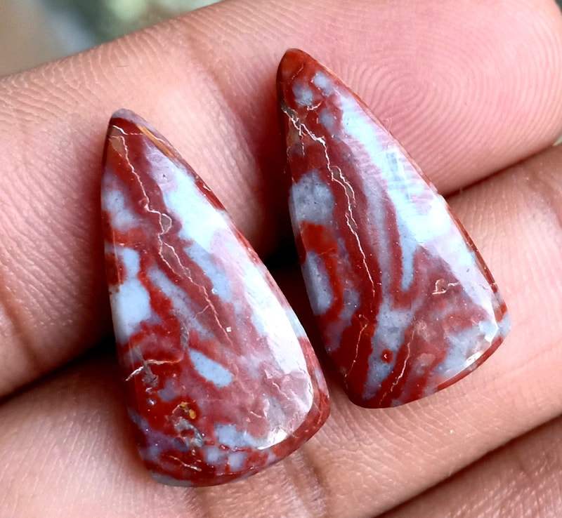 13.1ct Sarapee Jasper Pair - alternate view 2