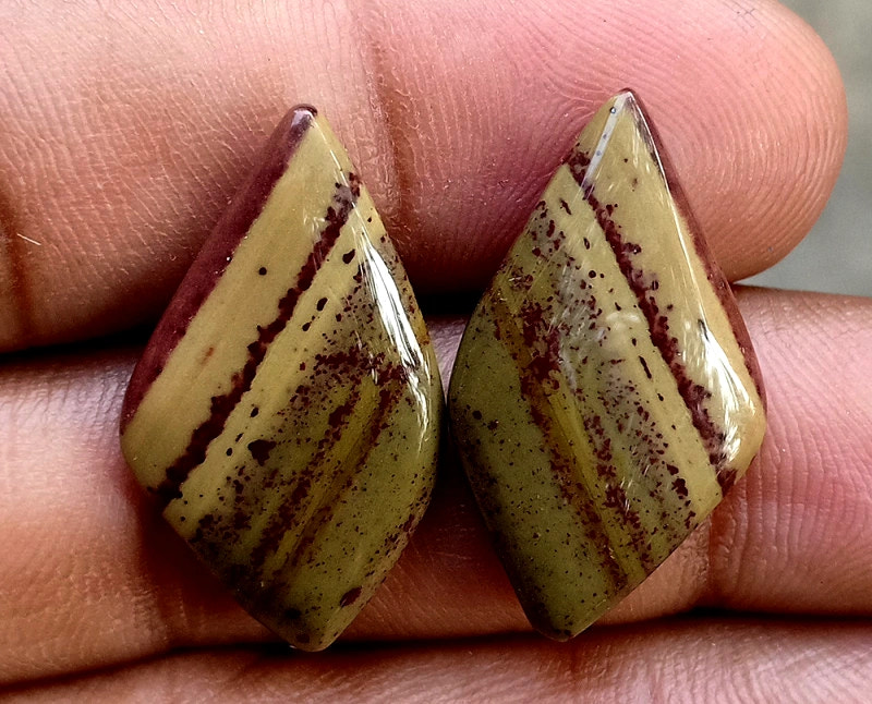 17.45ct Owyhee Picture Jasper Pair - alternate view 2