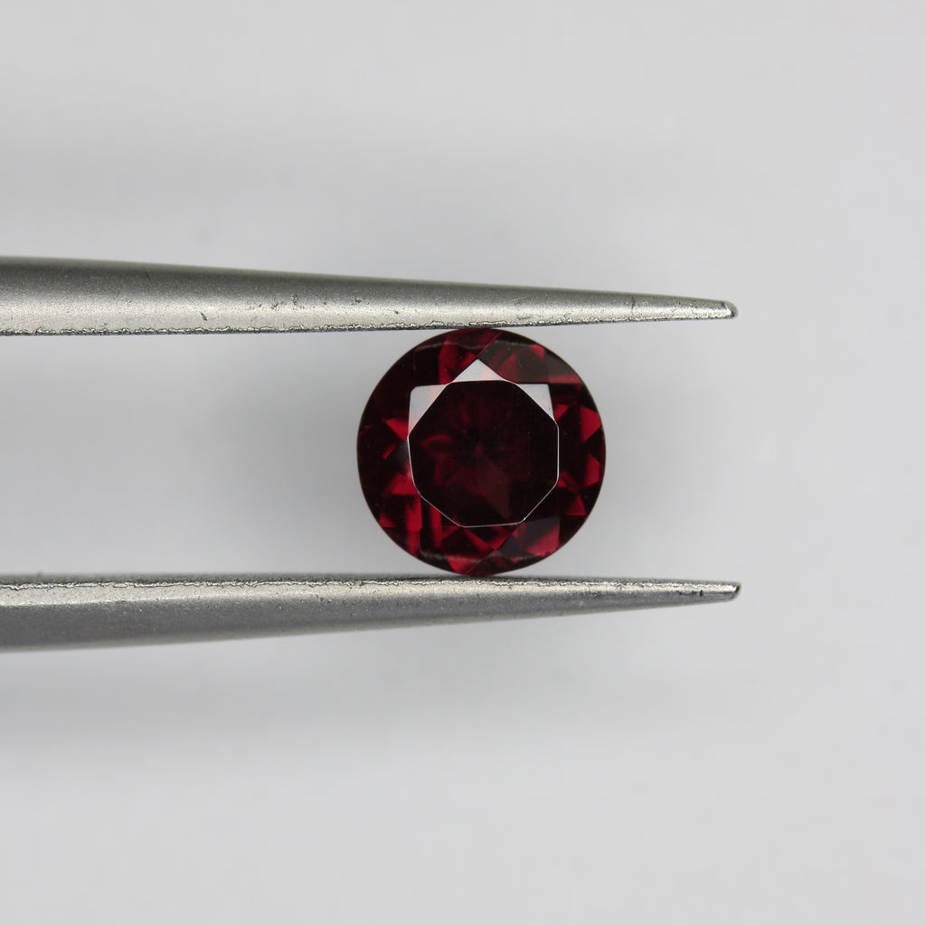 1ct Garnet - alternate view 2