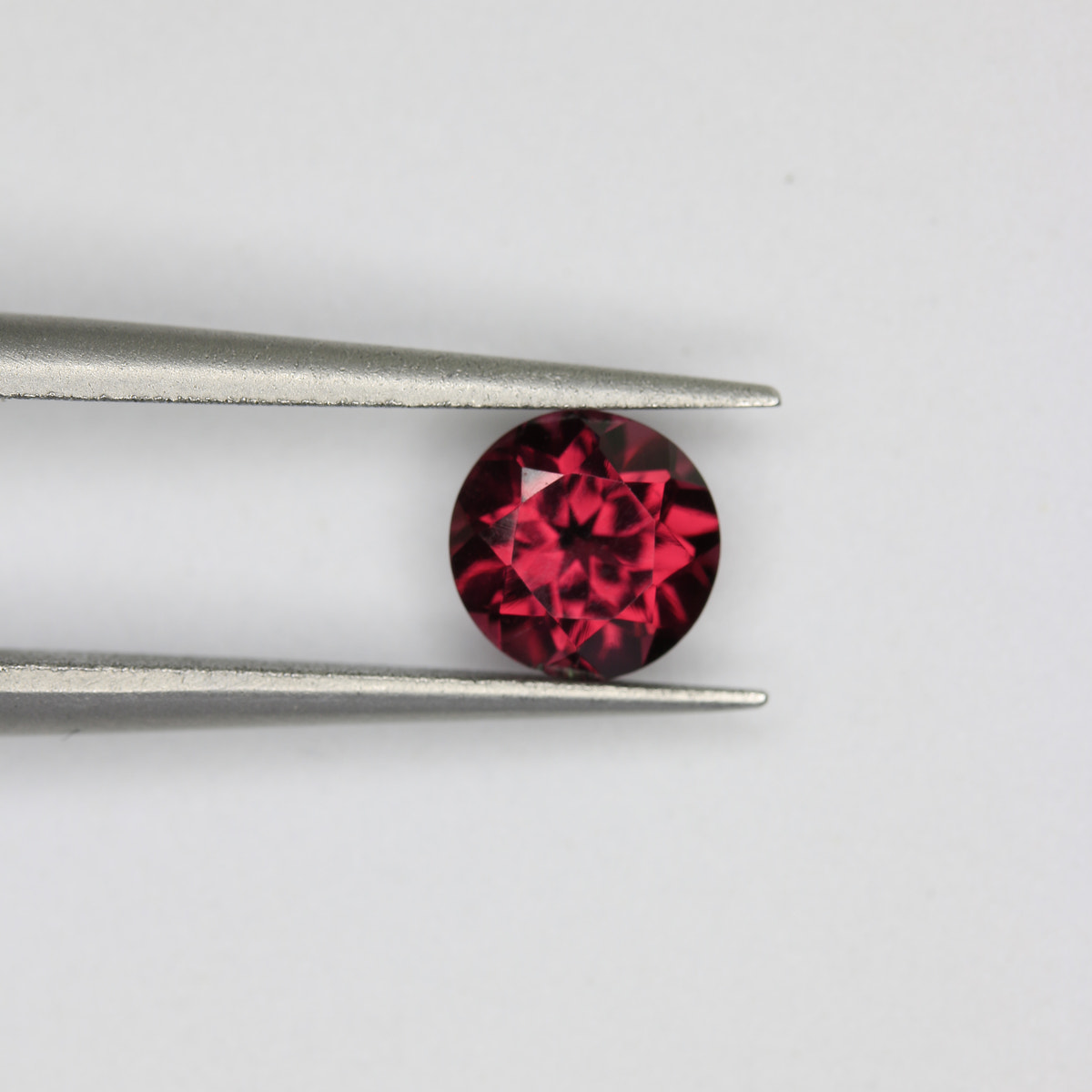 1ct Garnet - alternate view 2