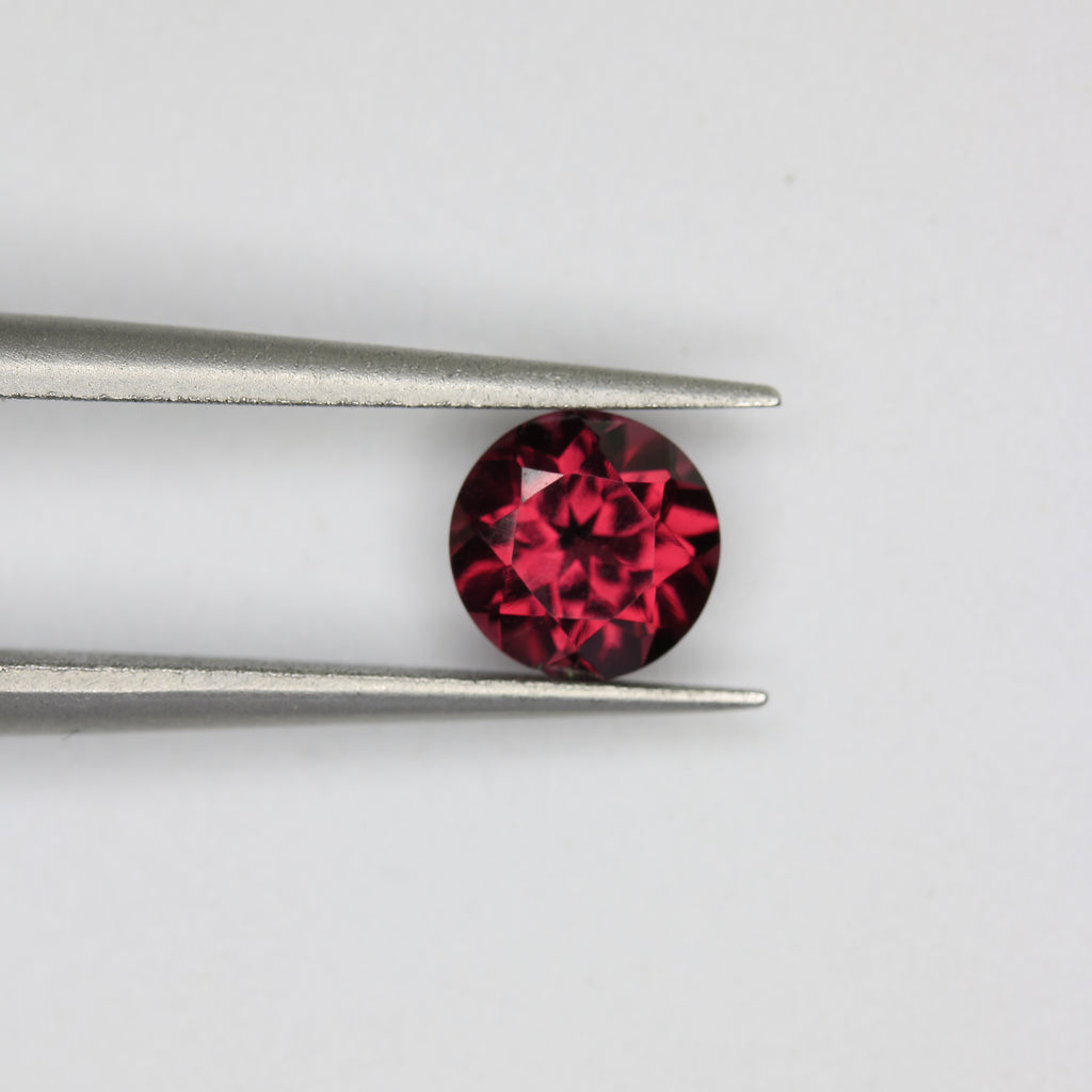 1ct Garnet - alternate view 2