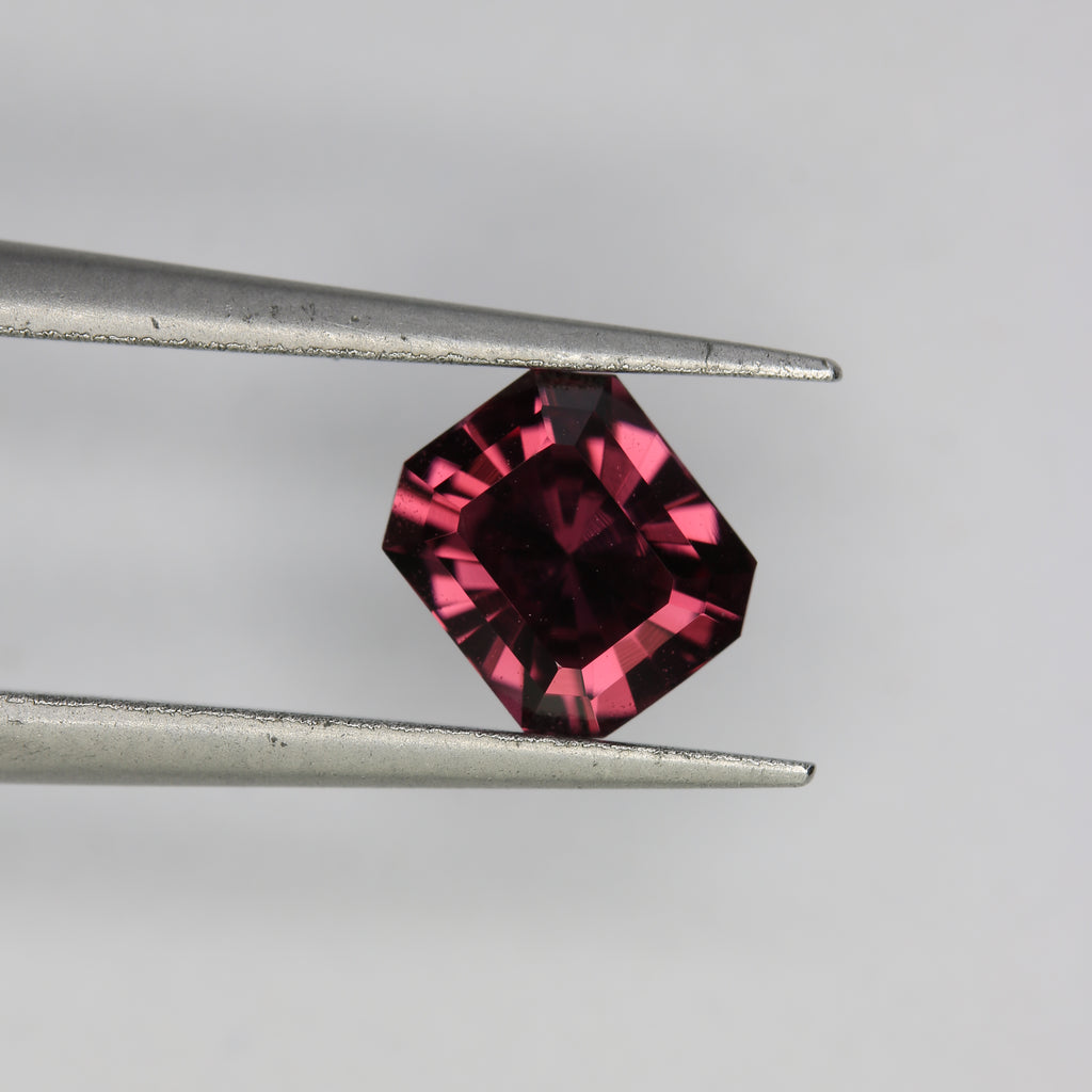 1ct Garnet