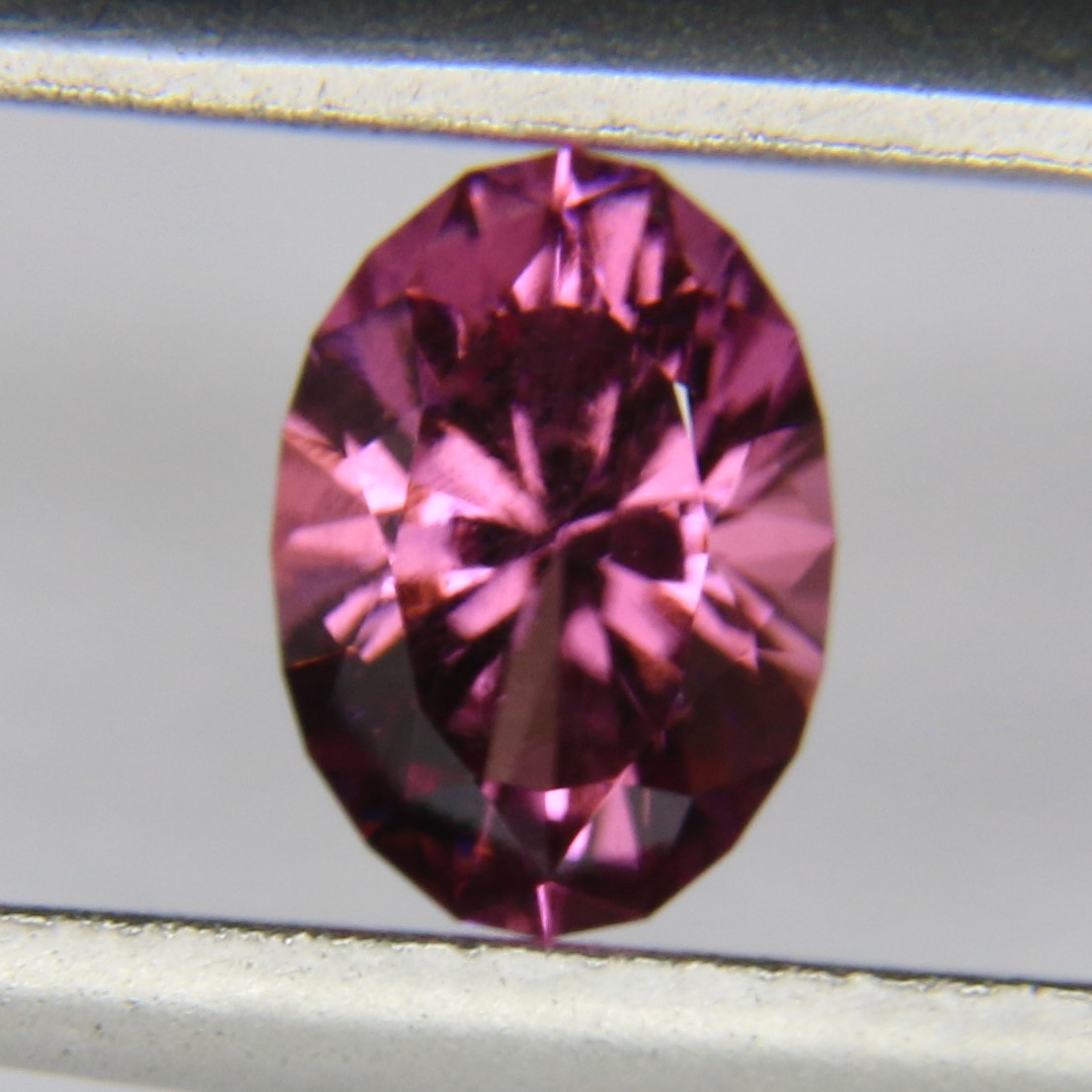 1ct Garnet Umbalite