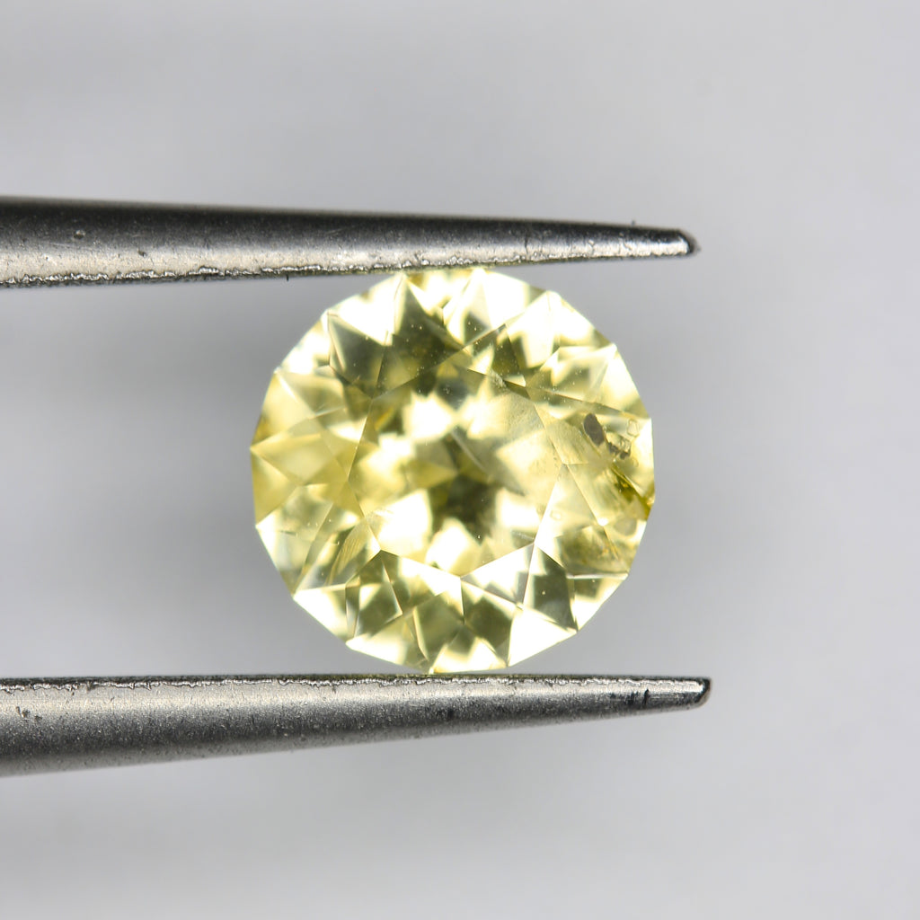 1ct Sapphire - alternate view 2