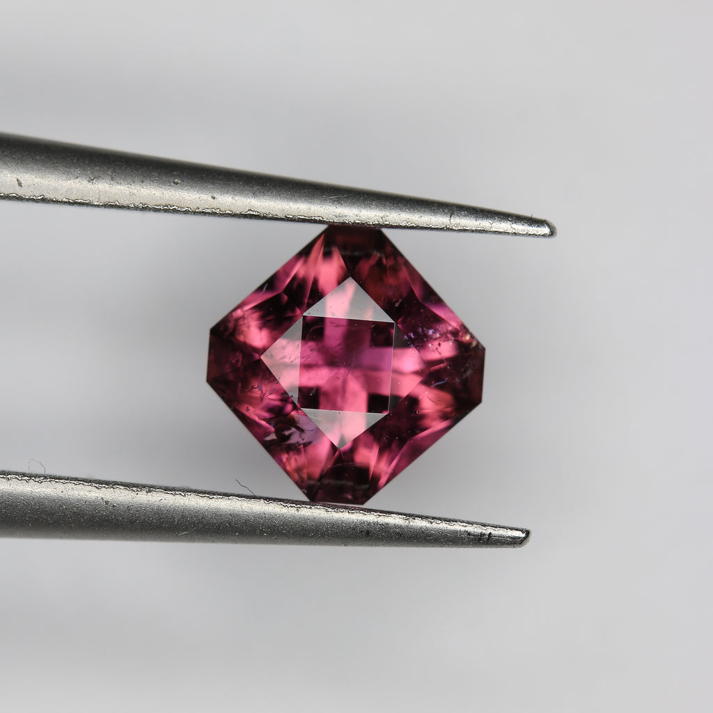1ct Tourmaline Rubellite