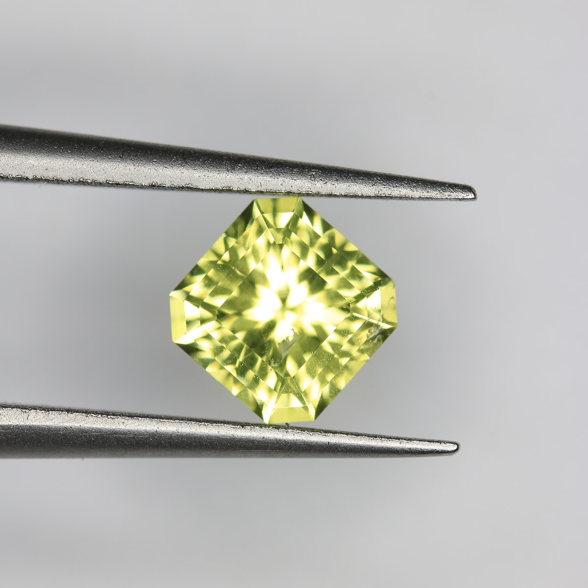 1ct Tourmaline Yellow - alternate view 2