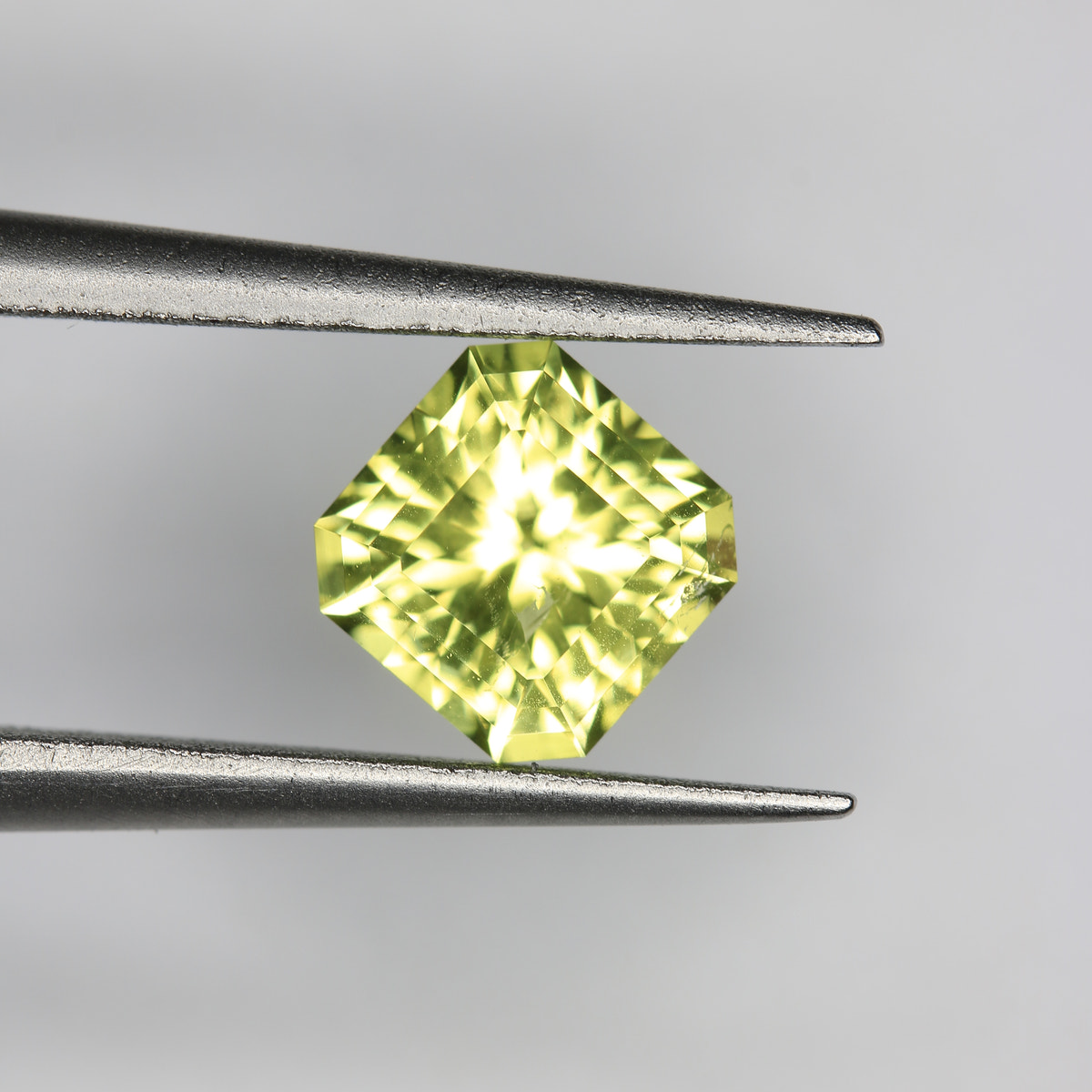 1ct Tourmaline Yellow - alternate view 3