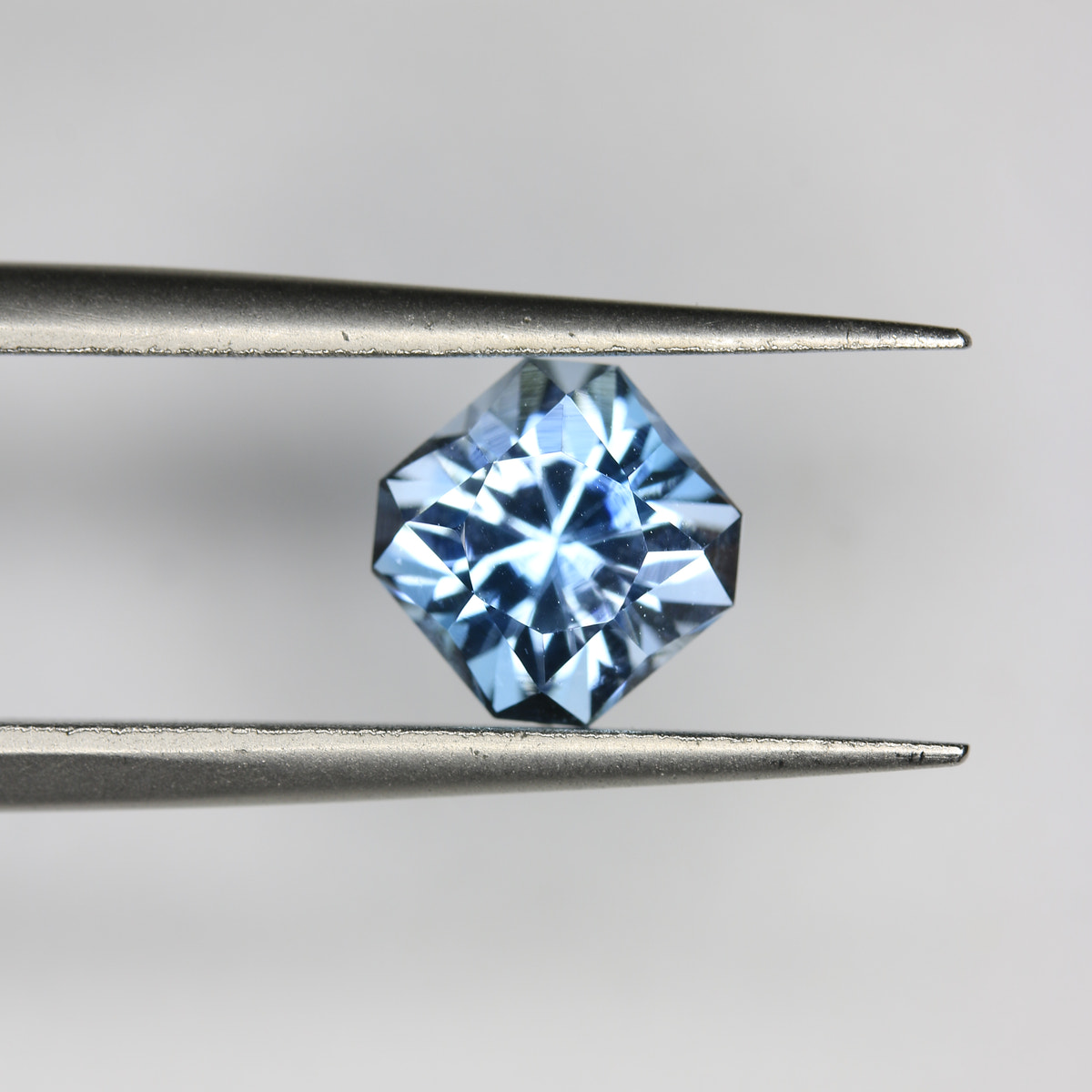 2.00ct Topaz Sky blue