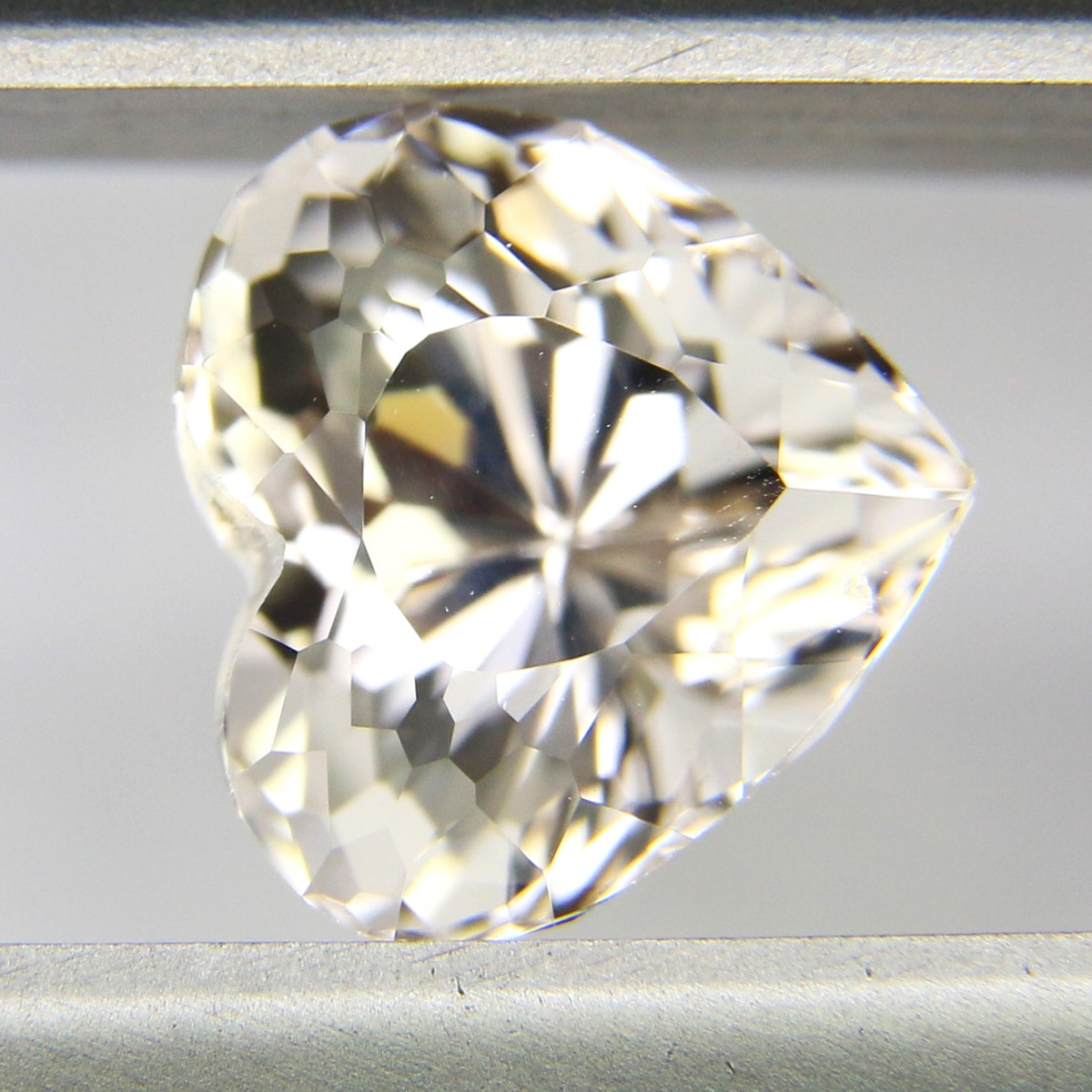 2.02ct Morganite - alternate view 2