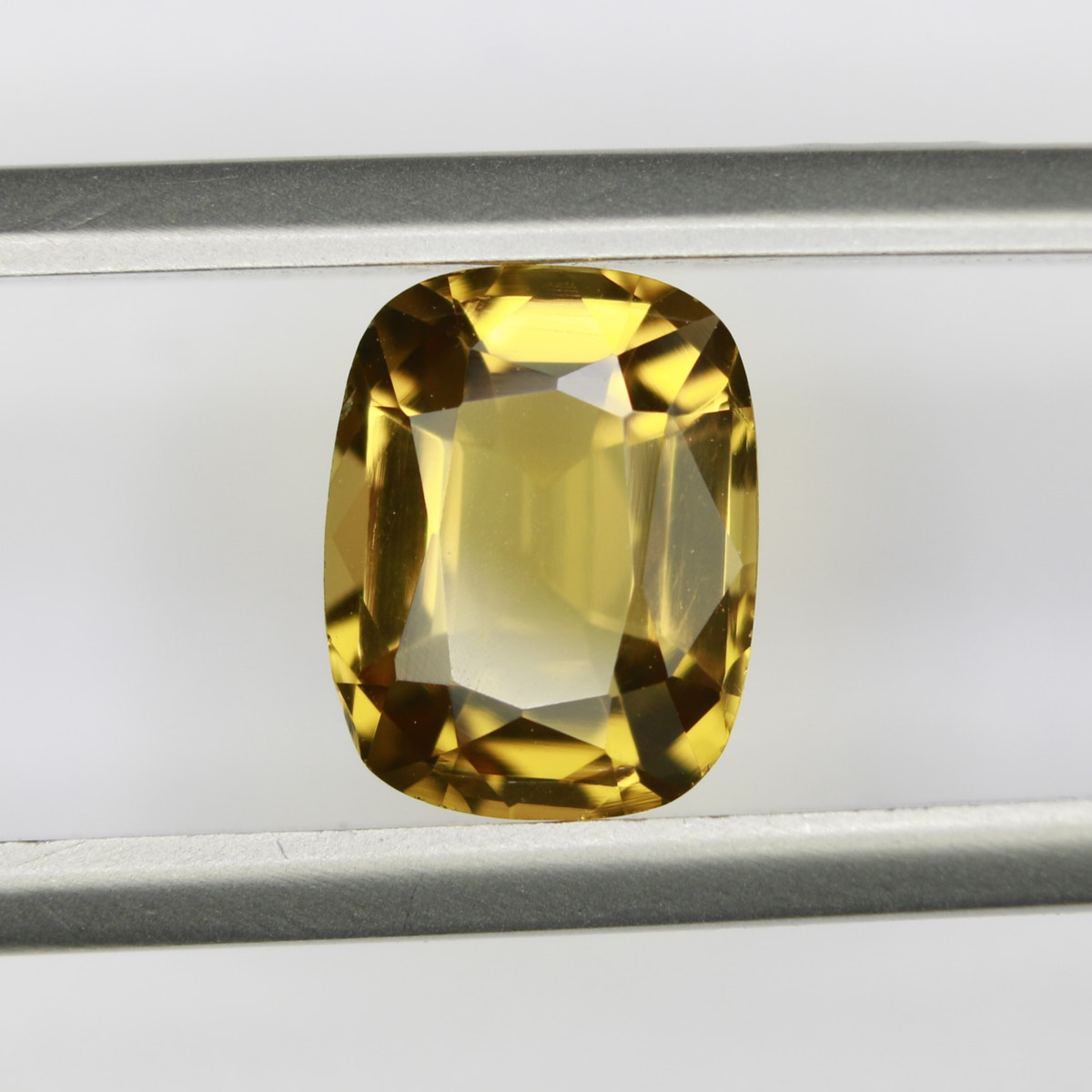 2.03ct Citrine - alternate view 2