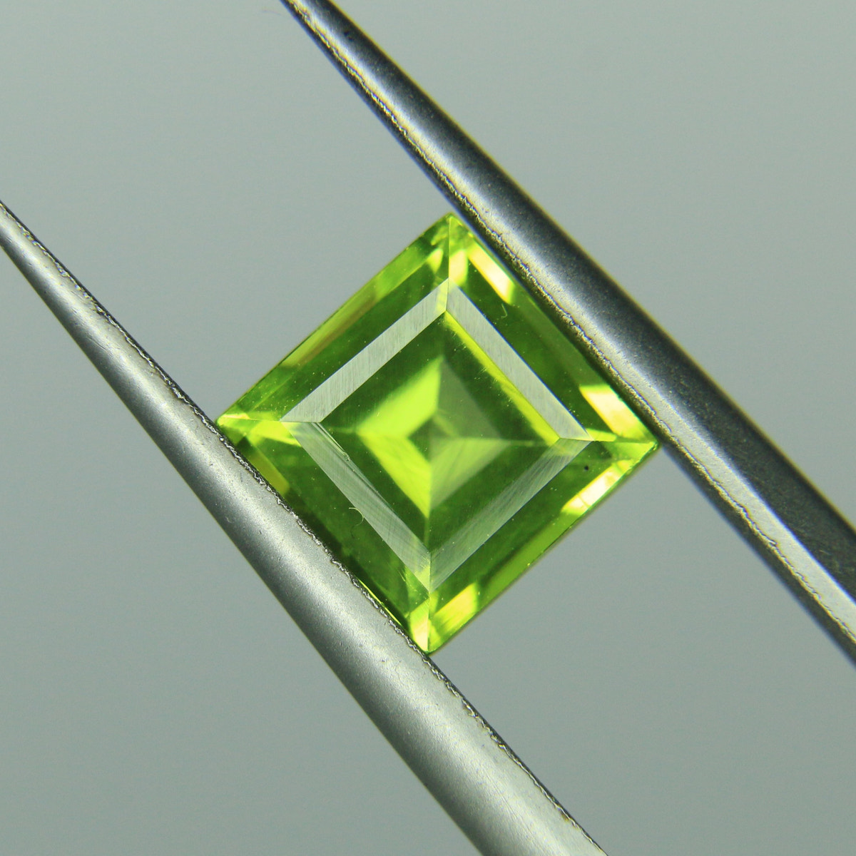 2.03ct Peridot