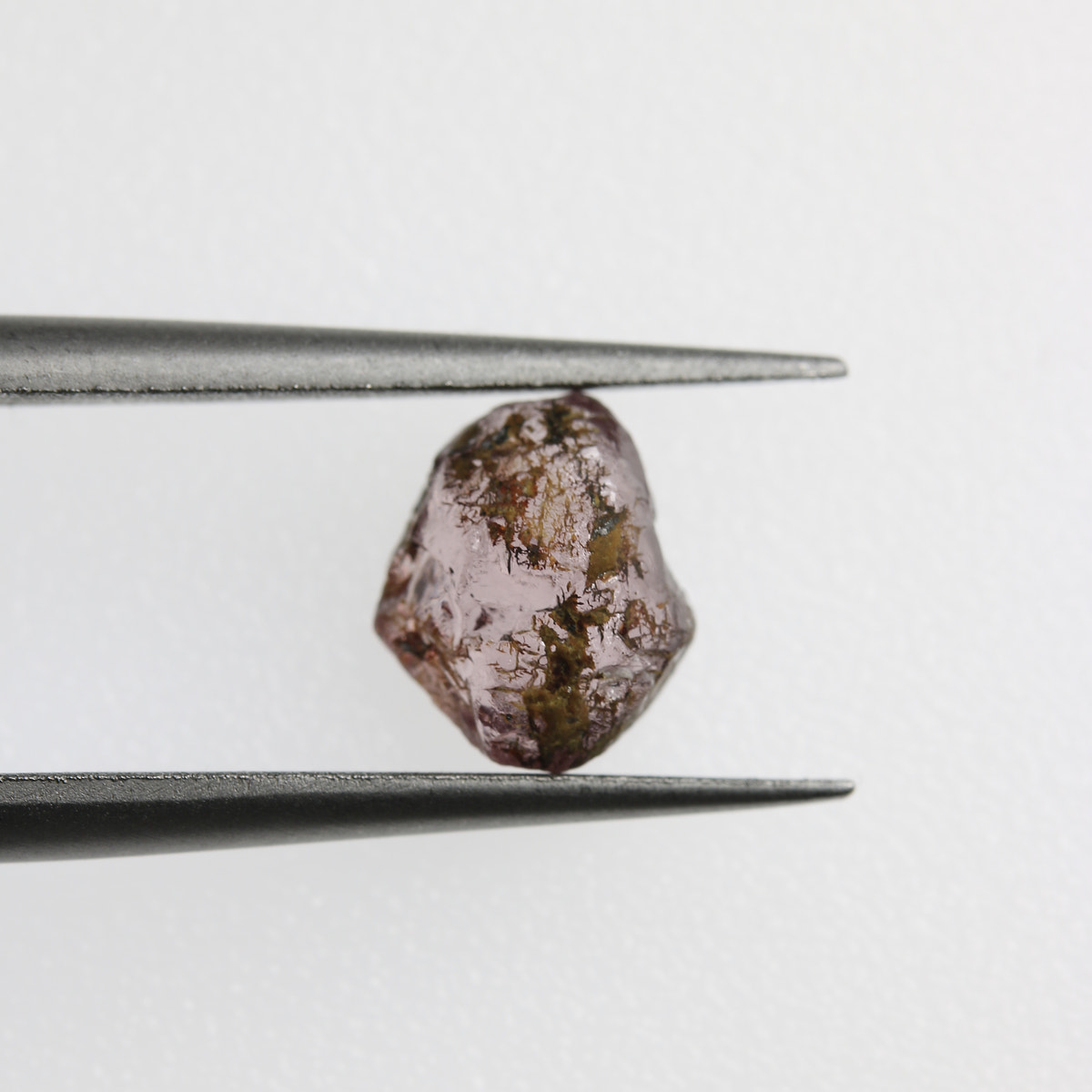 2.06ct Mahenge Garnet Facet Rough