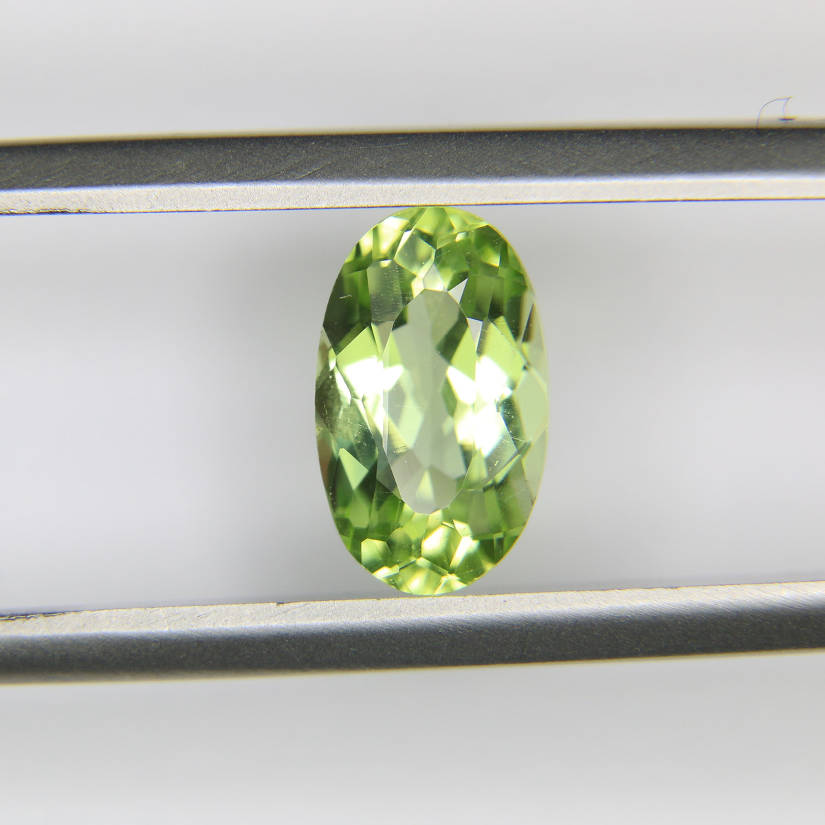 2.07ct Peridot Himalayan