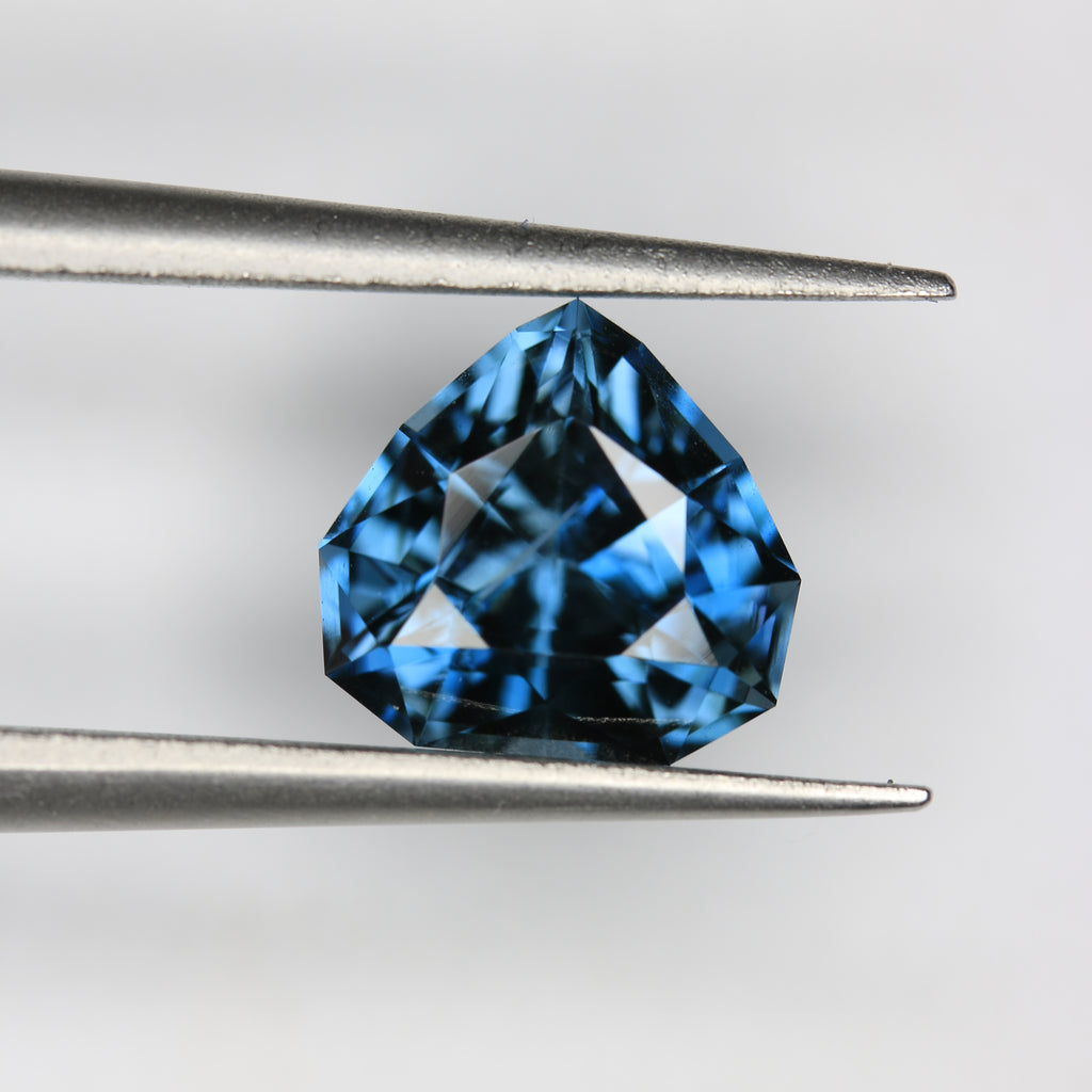 2.13ct Topaz London Blue