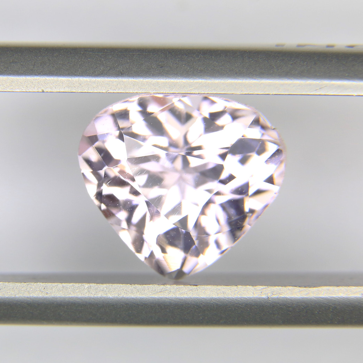 2.19ct Kunzite - alternate view 2