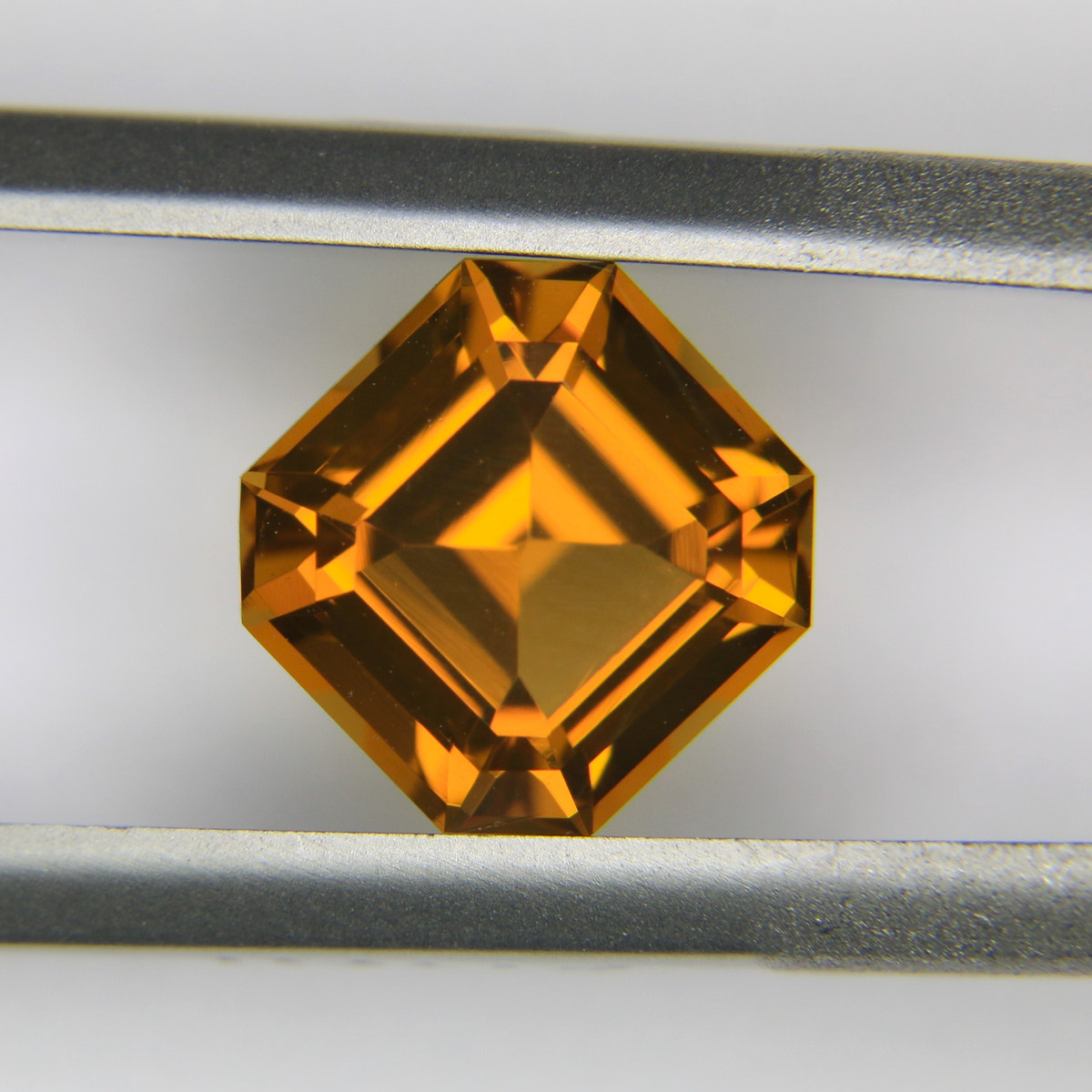 2.1ct Citrine - alternate view 2