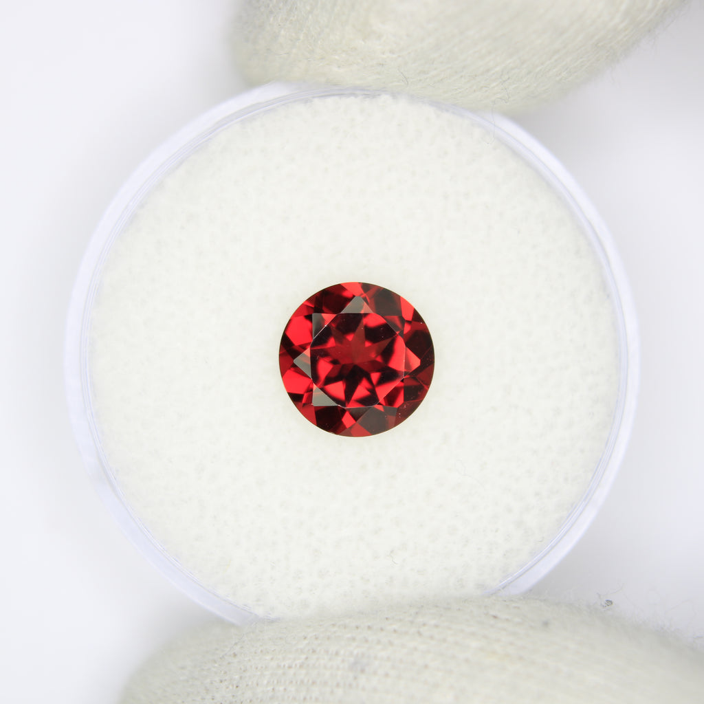2.1ct Garnet
